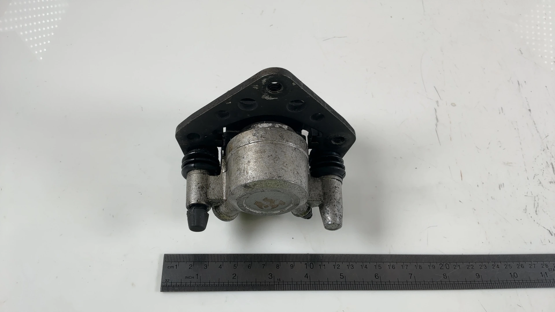 Kawasaki Ninja 600R ZX600A 600cc Rear Brake Caliper 1985-1989 OEM 43041-1196 - Image 5