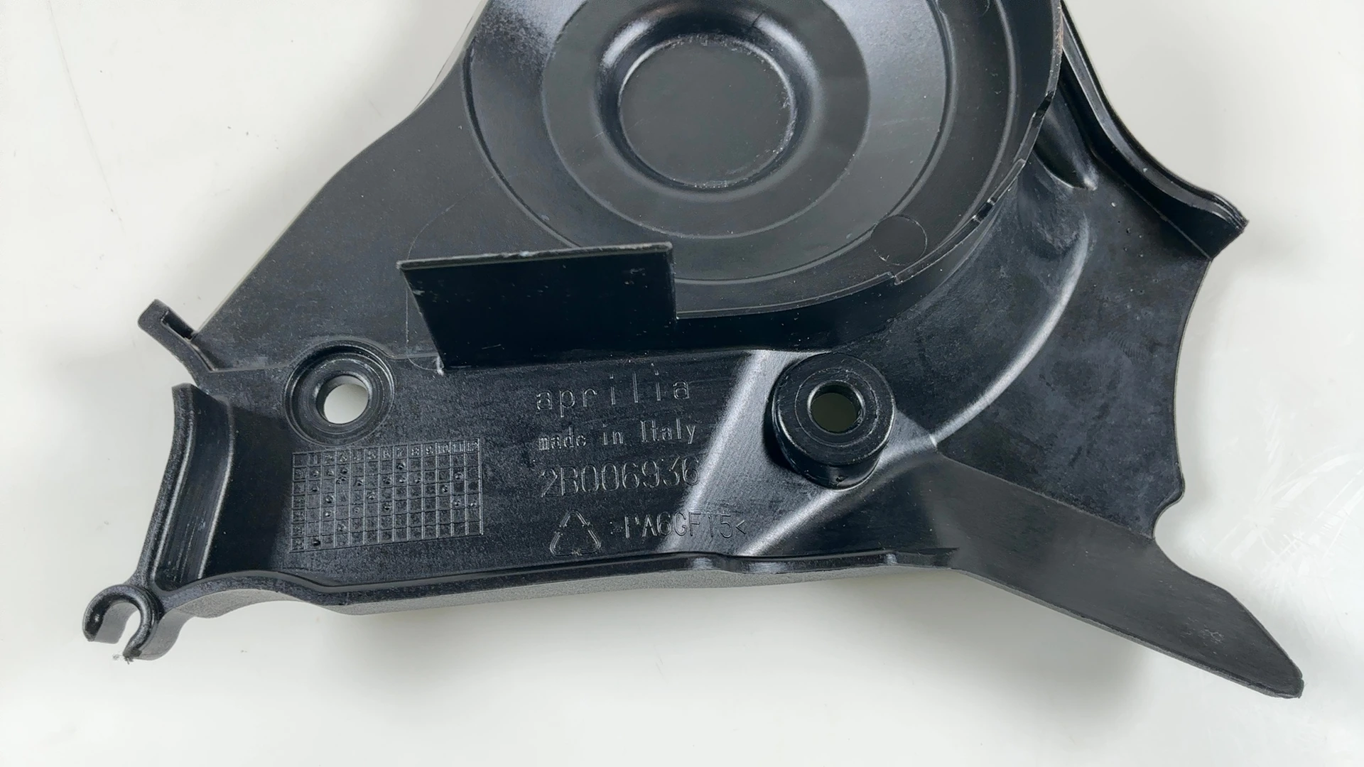 Aprilia Tuono V4 RSV4 1100 Front Sprocket Cover 2011-2026 OEM 2B006936 - Image 5