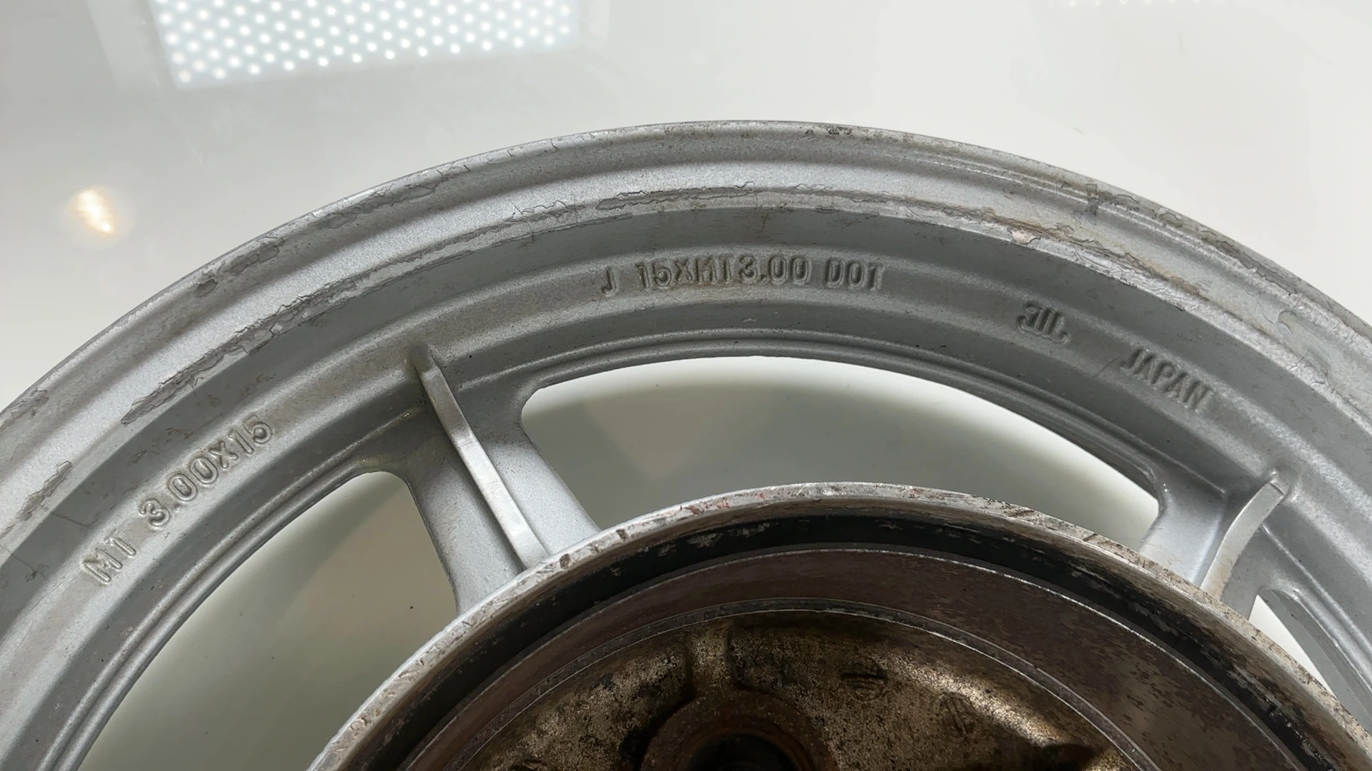 Yamaha Virago XV1100 1100cc Rear Wheel Rim 1986-1999 OEM 42H-25338-01-P1 - Image 9