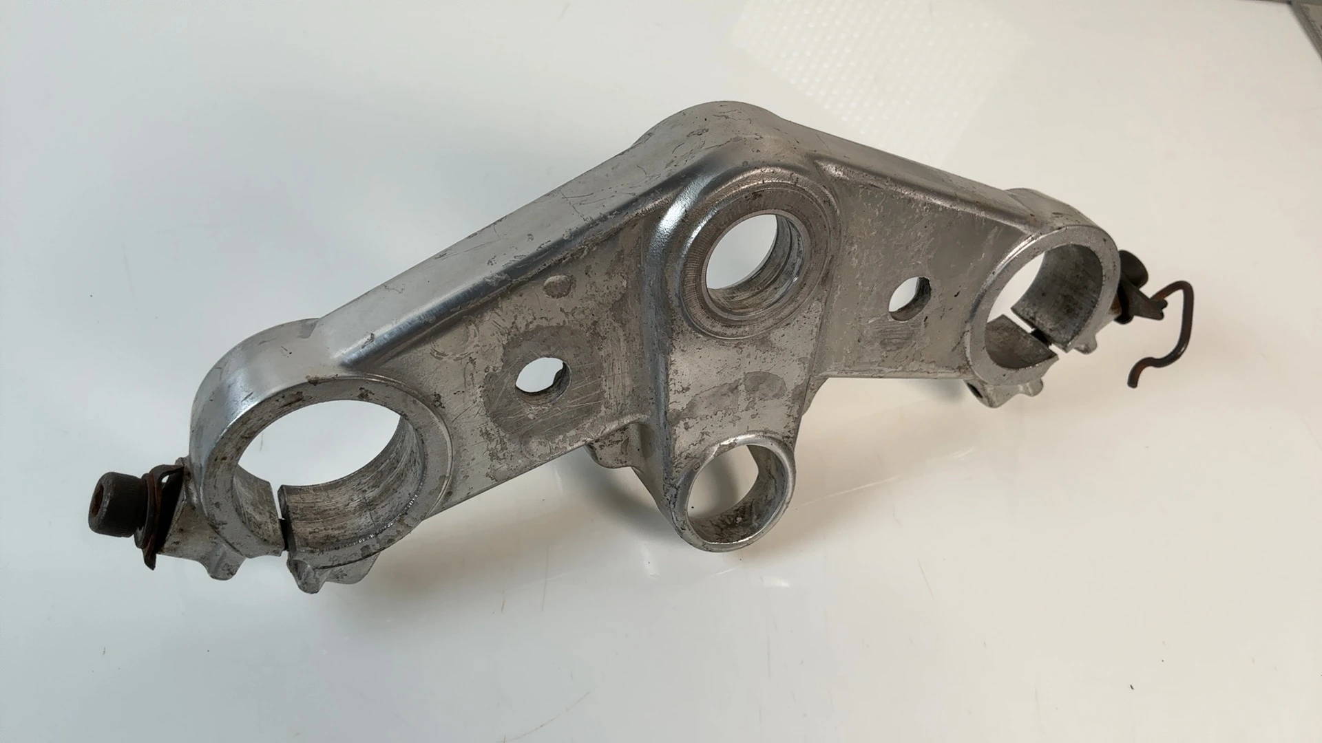 Honda CBR 750 Hurricane RC27 750cc Upper Fork Bridge 1987 1988 OEM 53230-MM5-000 - Image 6