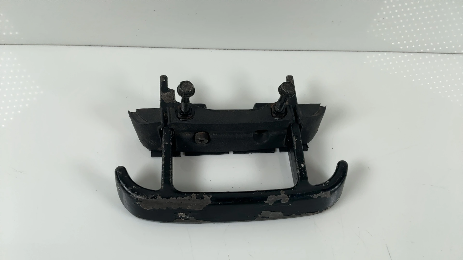 Kawasaki Ninja ZX-10 ZX1000B 1000cc Rear Grab Bar Handle 1988-89 OEM 46075-1088 - Image 2