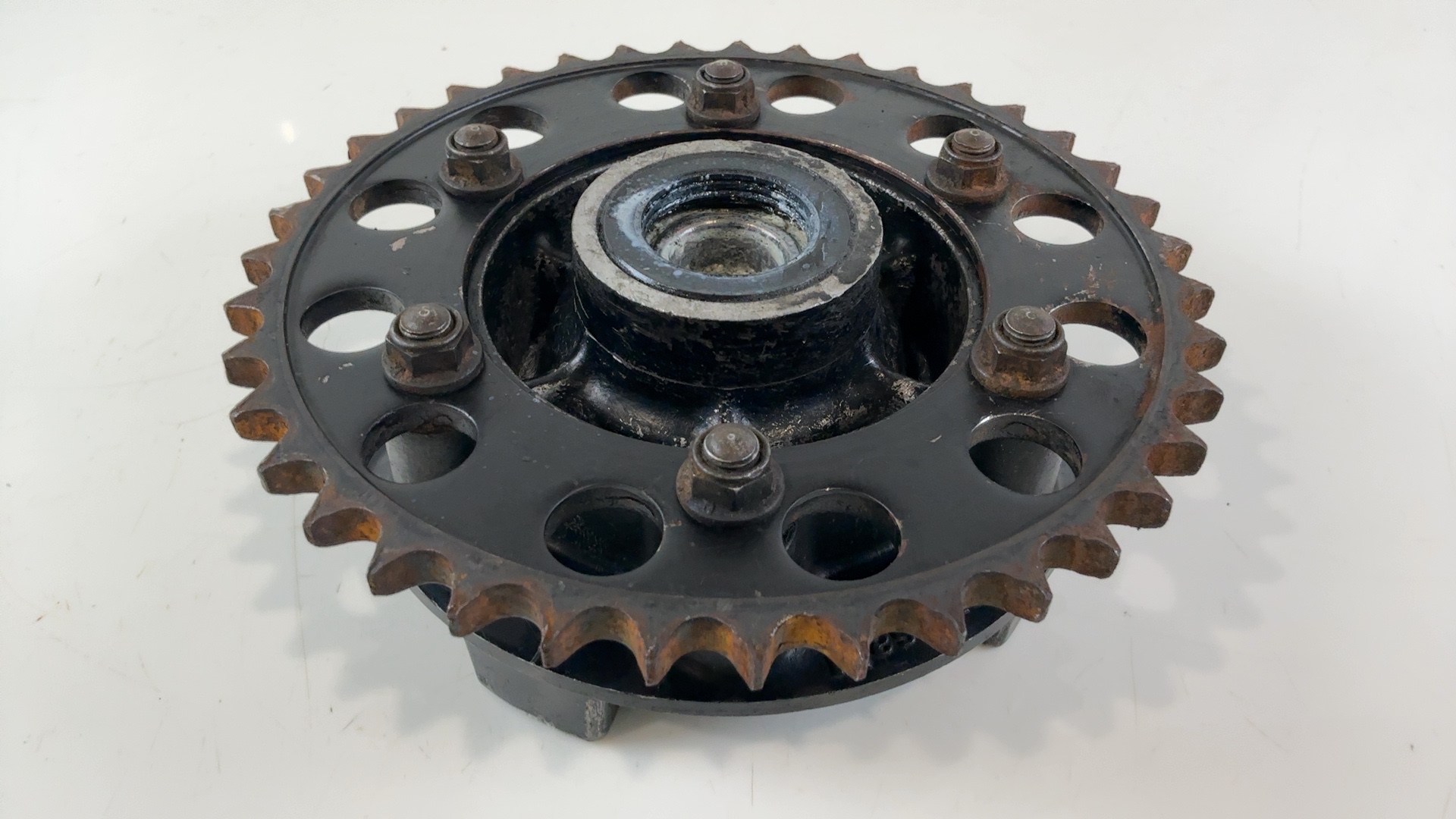 Kawasaki Ninja ZX6 ZX600D 600CC Rear Sprocket Hub 1990-1993 OEM 42033-1144 - Image 1
