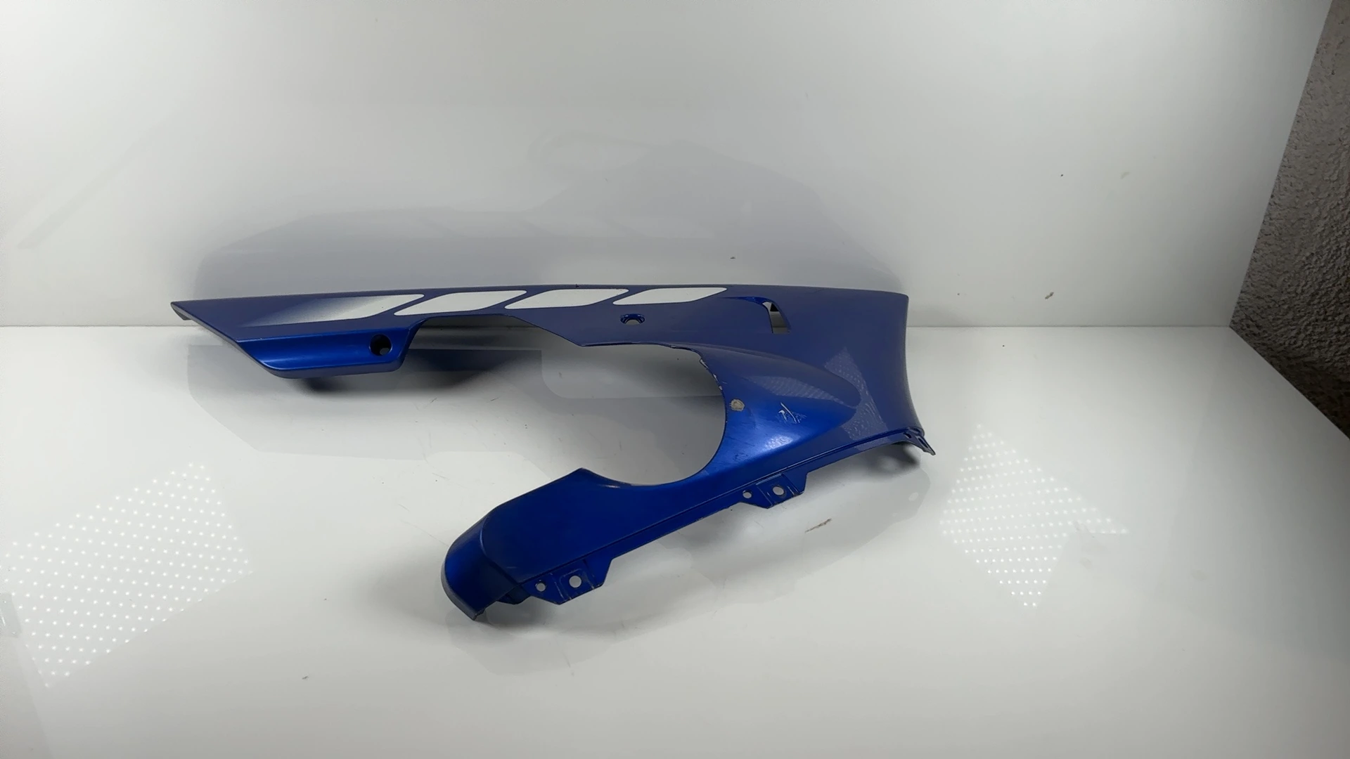 Yamaha YZF R1 1000 Left Lower Fairing 1998 1999 OEM 4XV-28385-00 - Image 3