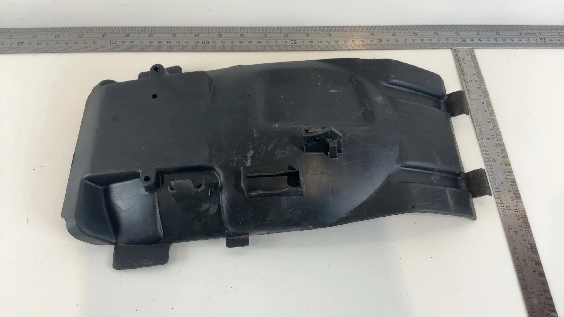 Yamaha FZR600 FZR 600 CC Rear Inner Fender Mud Guard 1989-99 OEM 3HE-21611-10-00 - Image 3