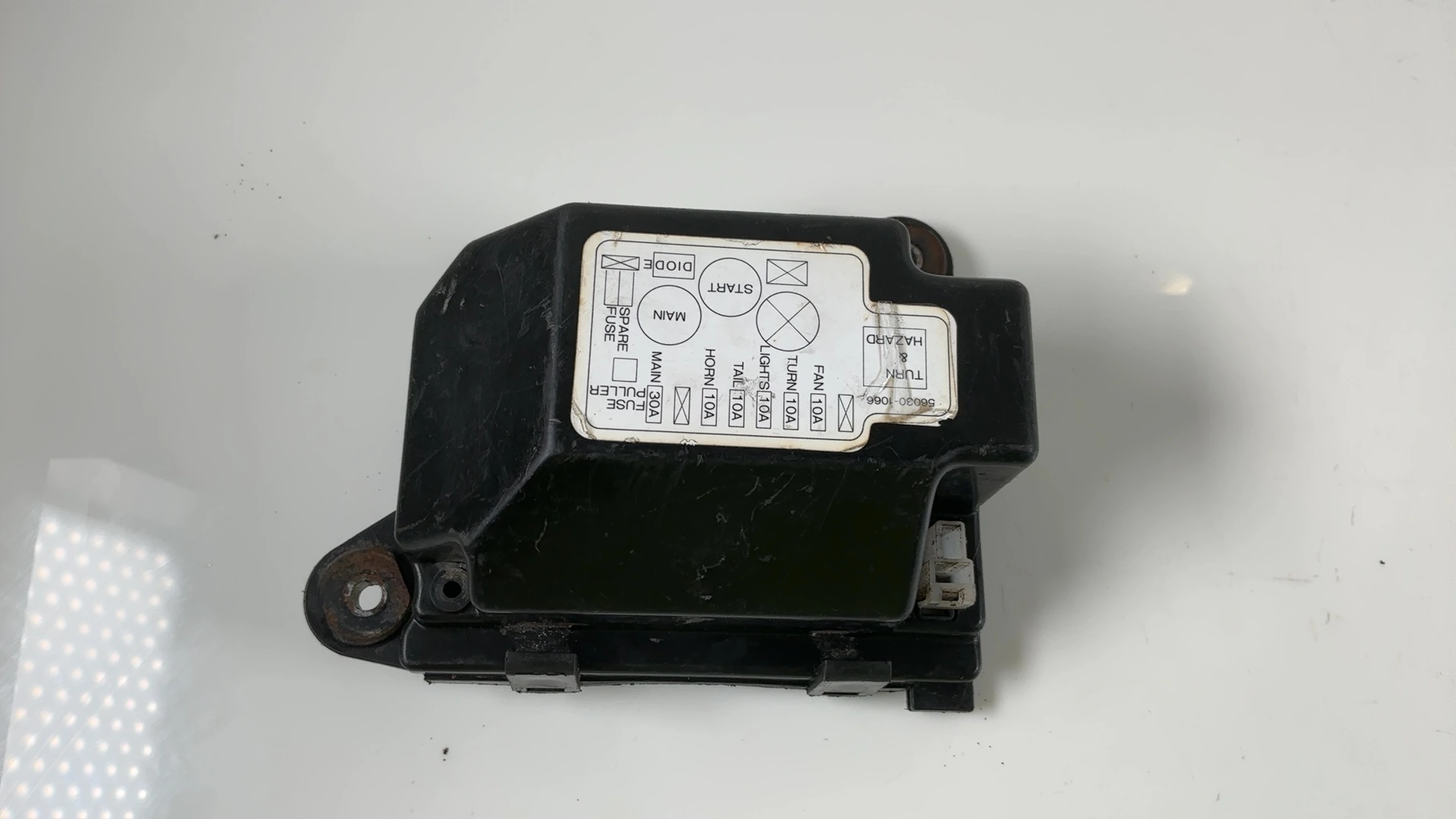 Kawasaki GPZ 1000 RX ZXT00A 1000cc Fuse Junction Box 1986 1987 OEM 56030-1066