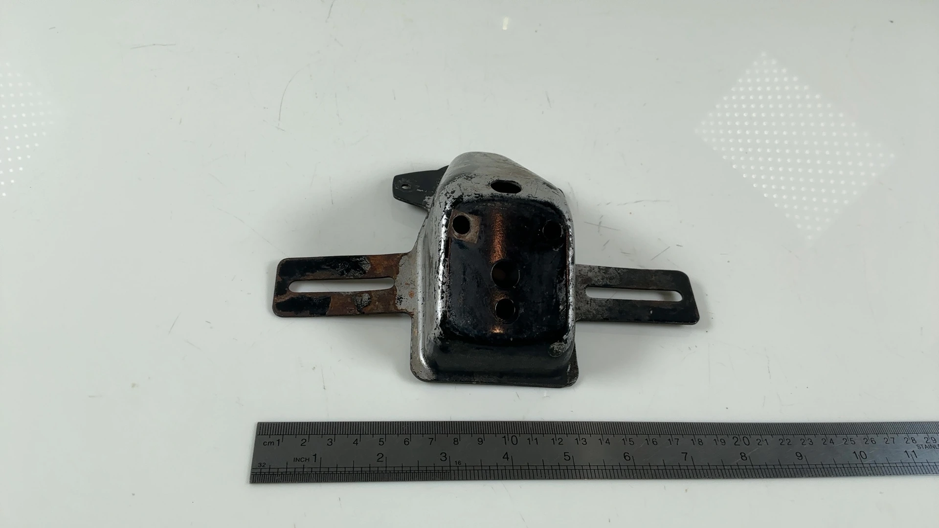 Suzuki T10 T20 250cc Taillight Mount Bracket 1963-1965 OEM (35712-11011) 7320A - Image 5