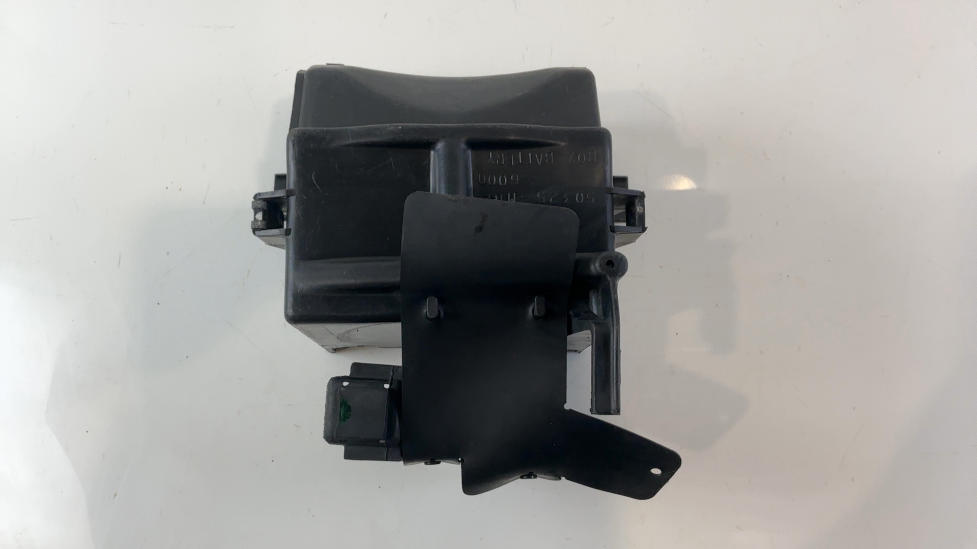Honda CBR600F3 CBR600 CC Battery Box Case Tray 1995-1996 OEM 50325-MAL-600 - Image 7