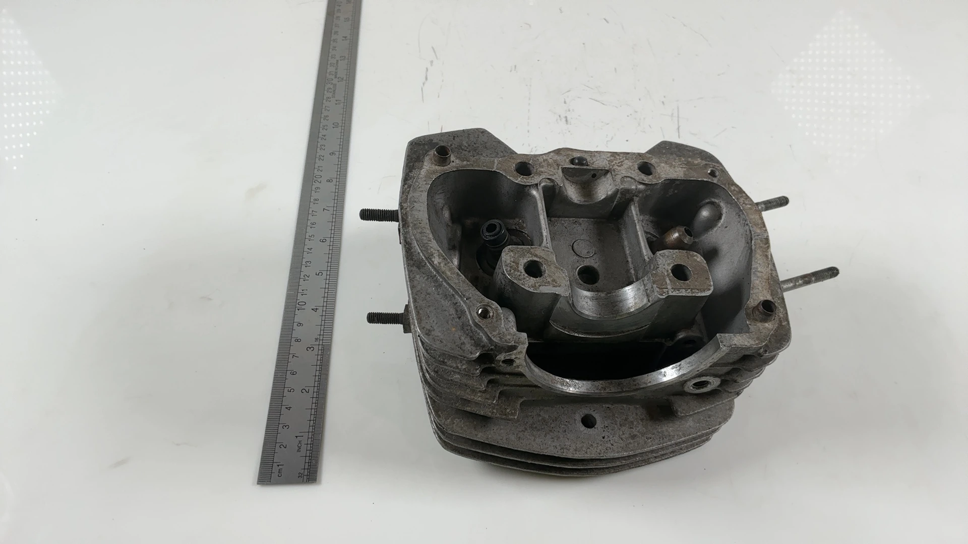 Honda CB100 CL100 XL100 100cc Cylinder Head 1976-1977 OEM 12000-384-000 - Image 4
