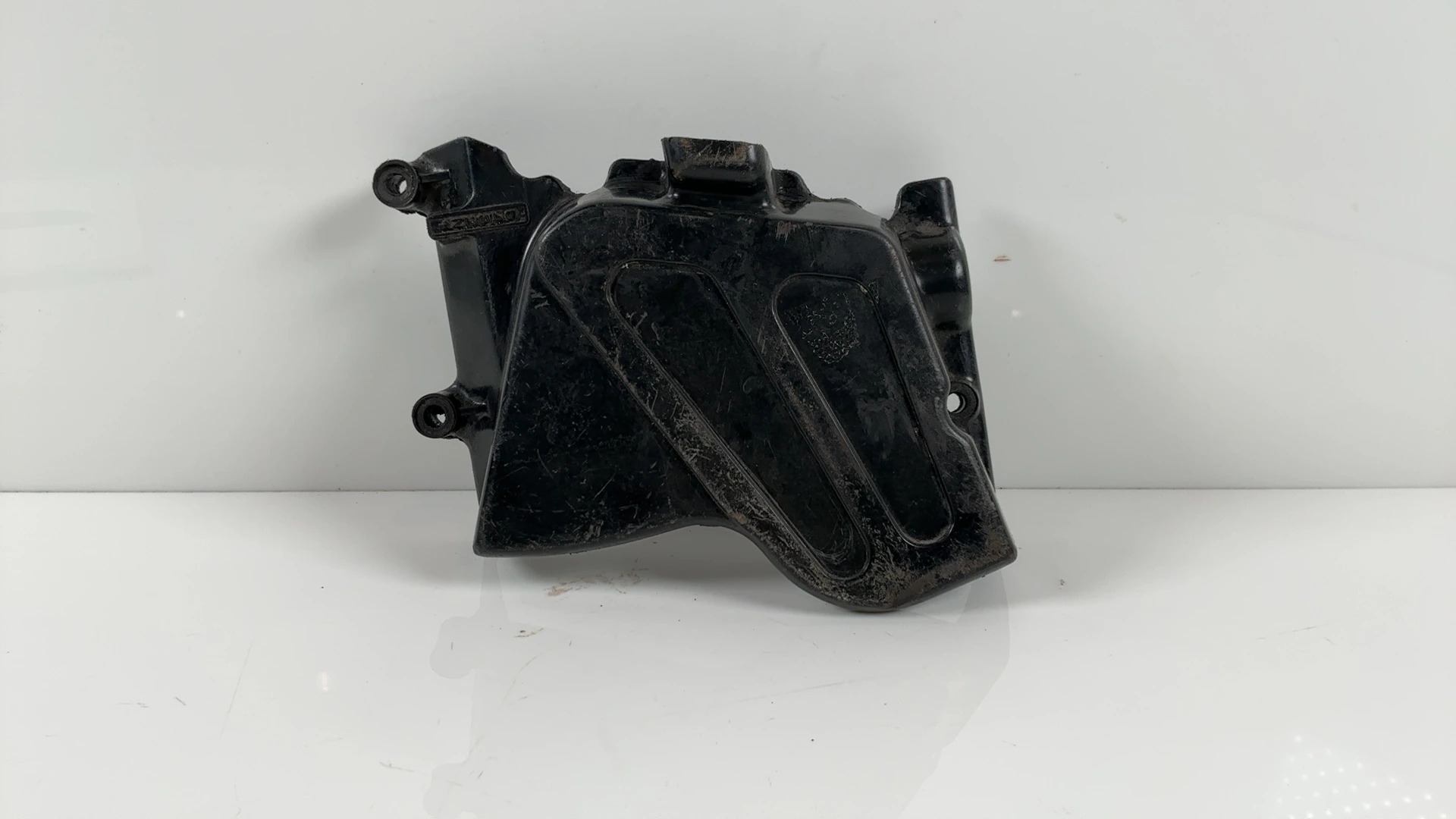 Kawasaki KLR650 KL650A 650 Front Left Sprocket Cover 1987-2007 OEM 14026-1225 - Image 1