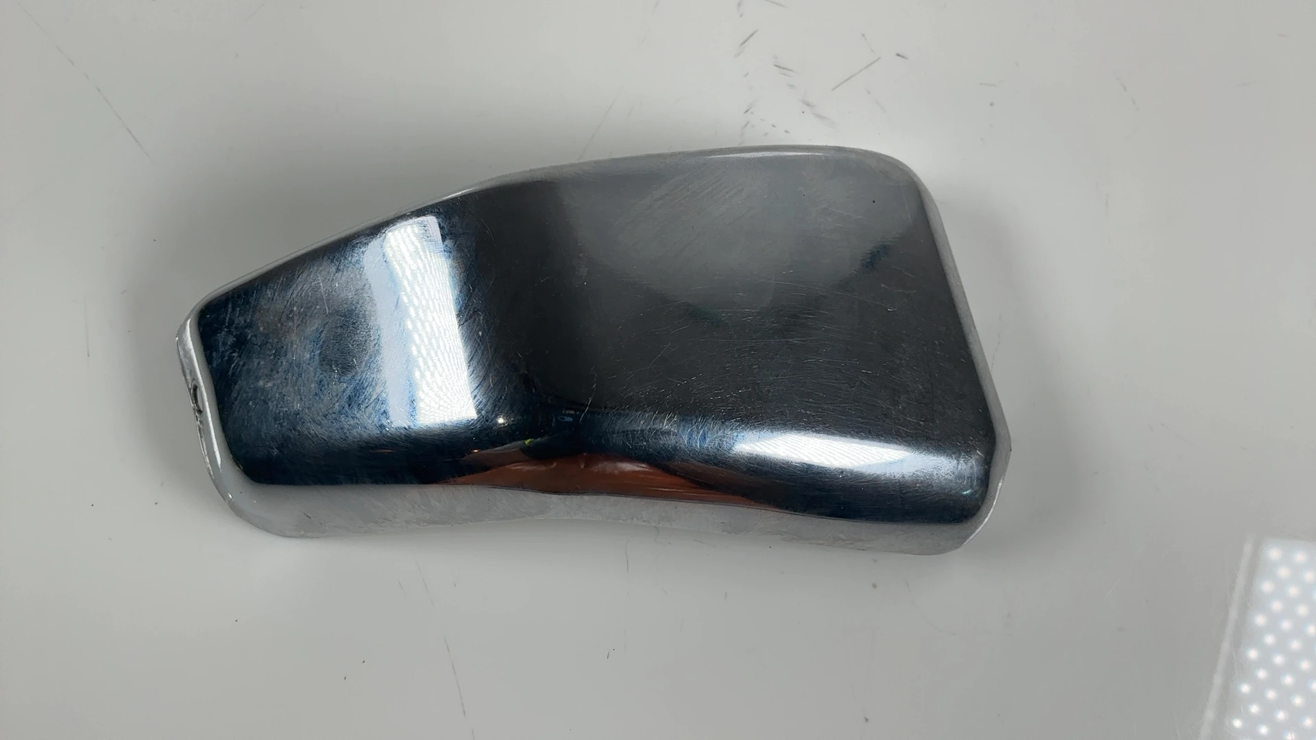 Suzuki GSX1100 GSX1100E 1100 Air Box Cleaner Cover Right 1980-81 OEM 13831-49200 - Image 6