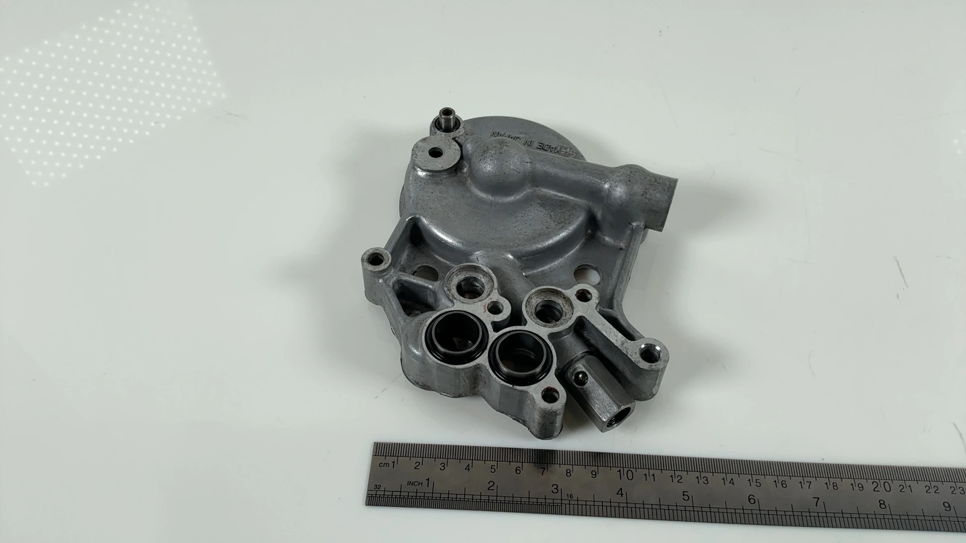 Kawasaki Ninja ZX11 ZX1100 1100 Oil Filter Case Cover 1993 1994 OEM 32099-1083 - Image 2