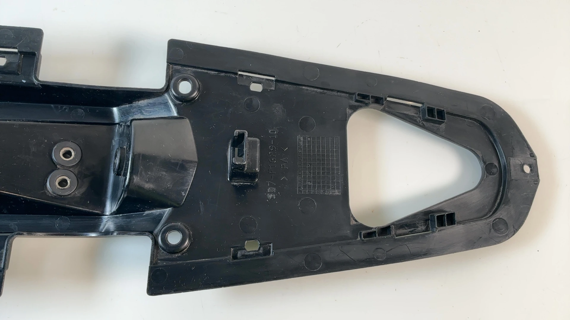 Yamaha YZF-R125 RE11 125cc Rear Undertray Mudguard 2014-2018 OEM 5D7-F1629-10 - Image 5