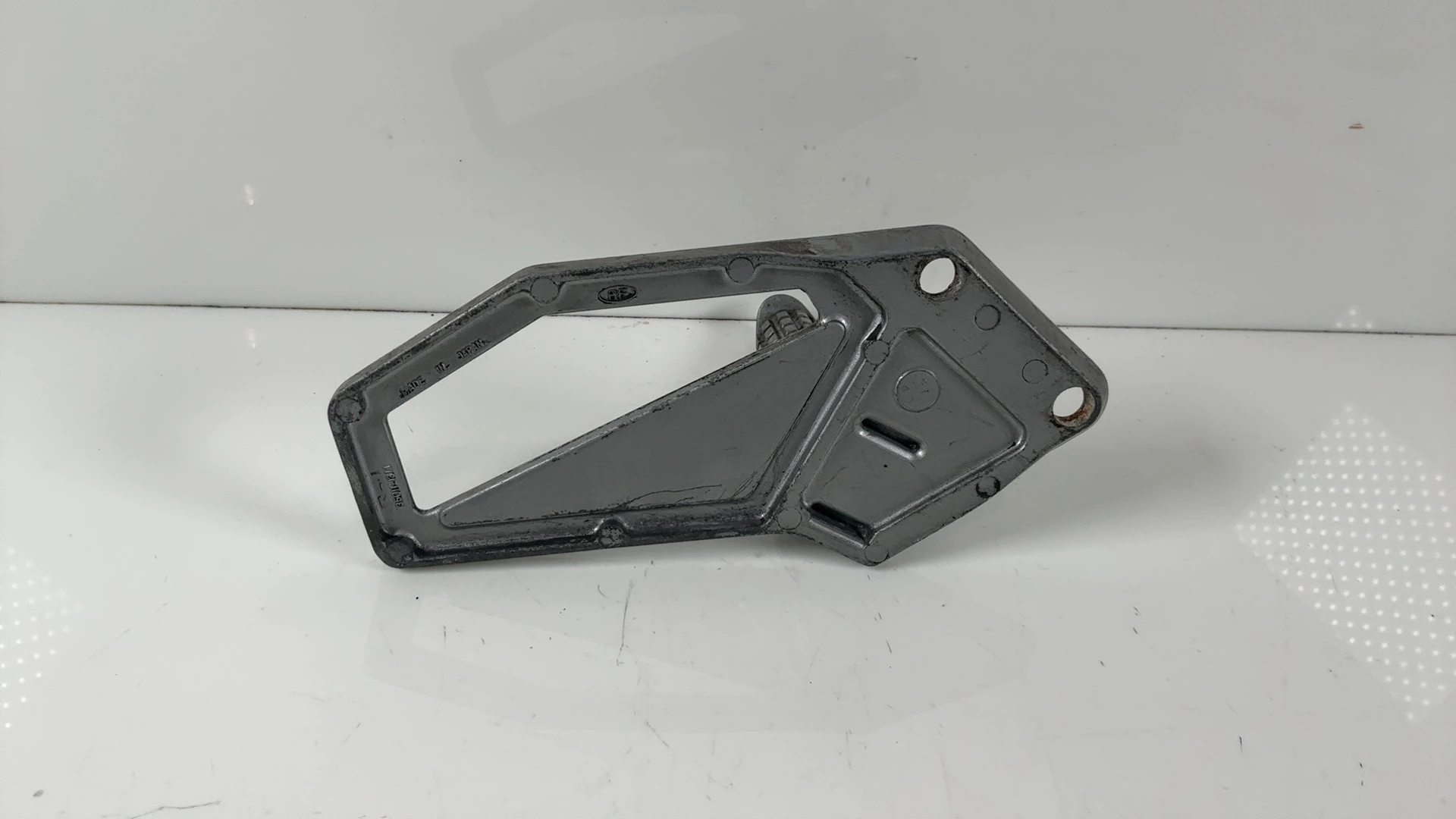 Kawasaki GPX750R ZX750-F 750cc Front Left Footrest Bracket 1987-1990 35011-1314 - Image 2