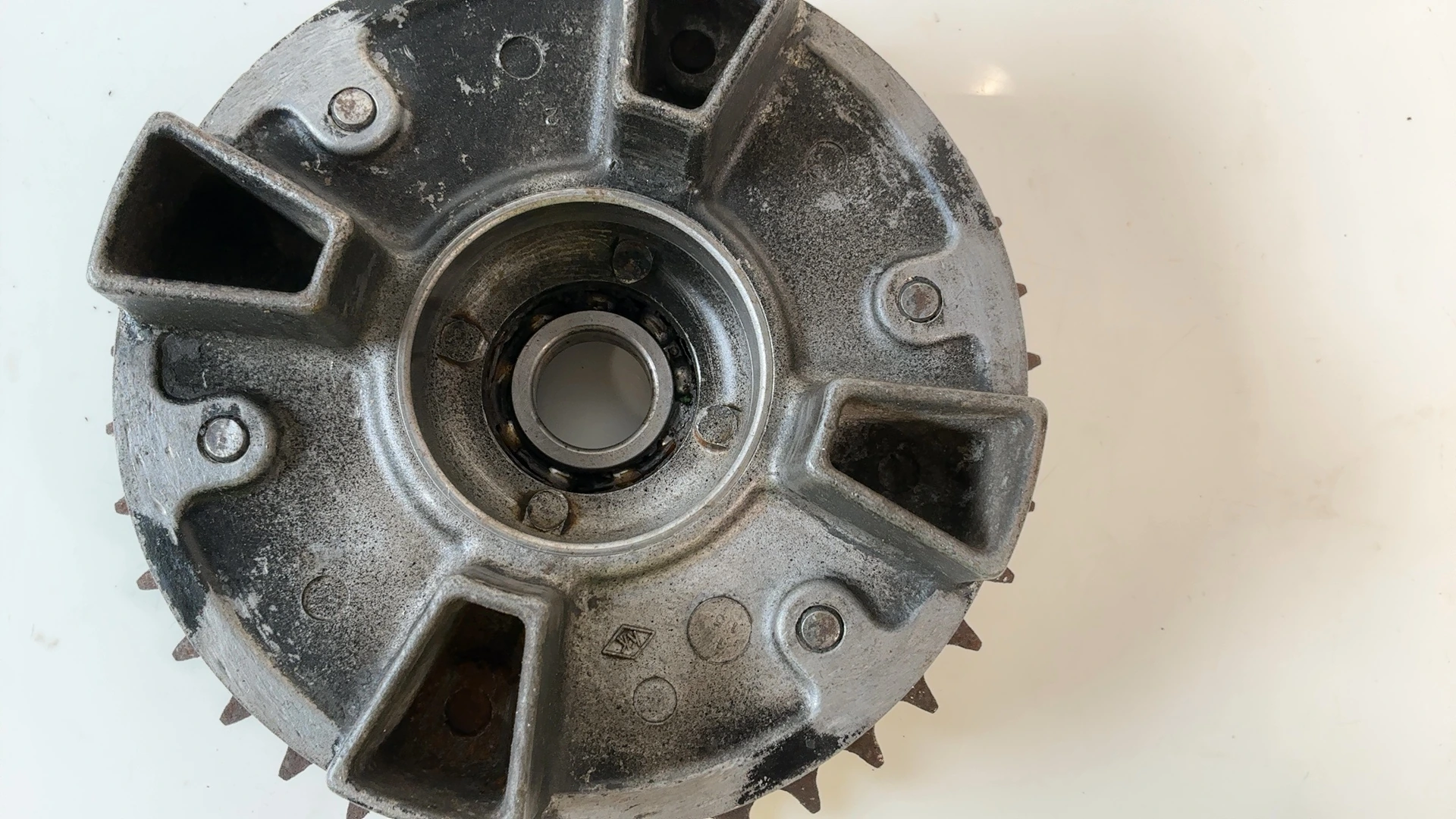 Kawasaki Ninja ZX600D 600cc Rear Sprocket Hub 1990-1993 OEM 42033-1215 - Image 7