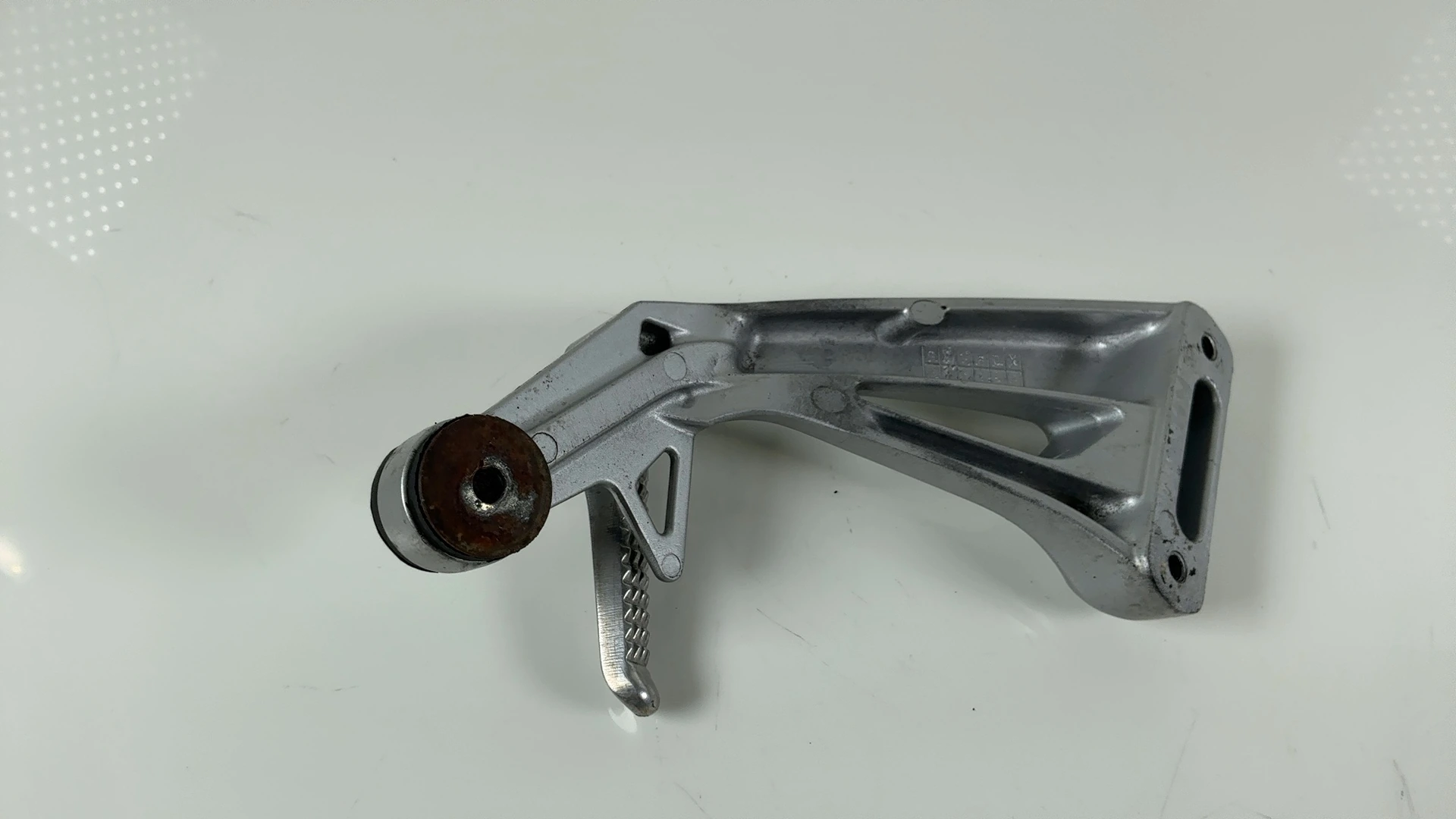 Suzuki SV650 650cc Rear Right Passenger Foot Rest Bracket 1999-2002 43600-19F00 - Image 4