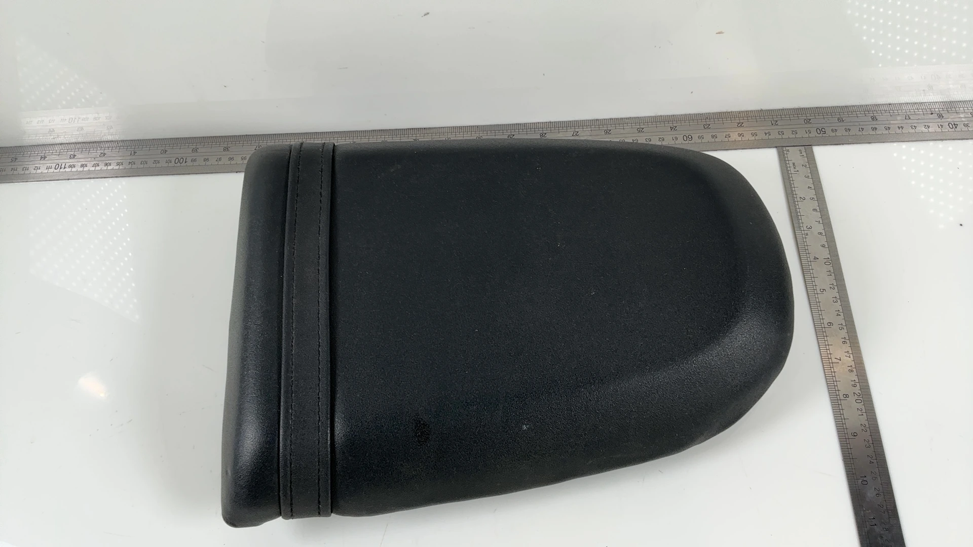 Suzuki GSXR 750 Rear Passenger Pillion Seat 2000-2003 OEM 45300-35F20 S35F - Image 3