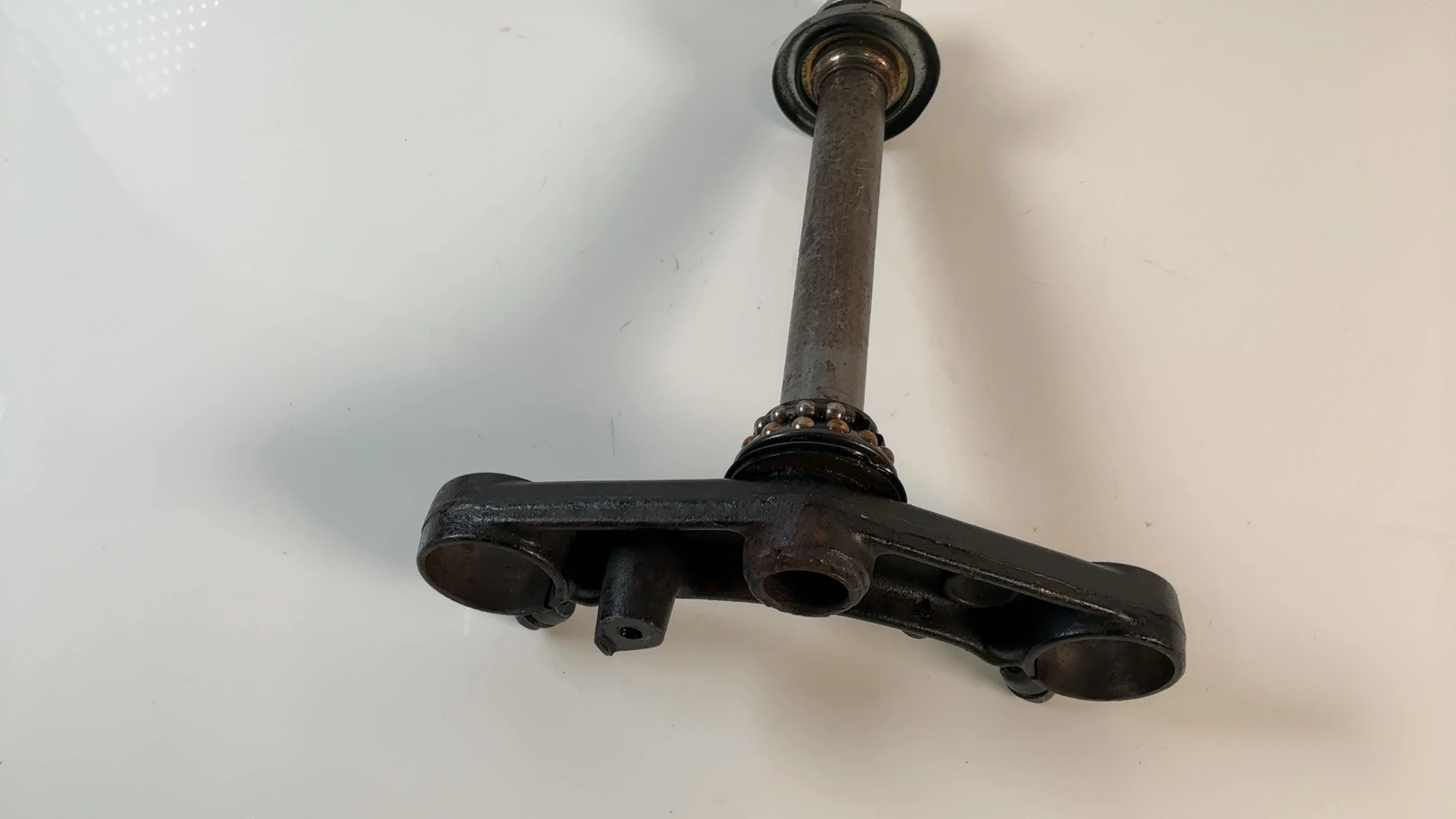 Honda CBR400RR NC23 400cc Lower Triple Tree Clamp 1988-1989 OEM 53219-KY2-007 - Image 2