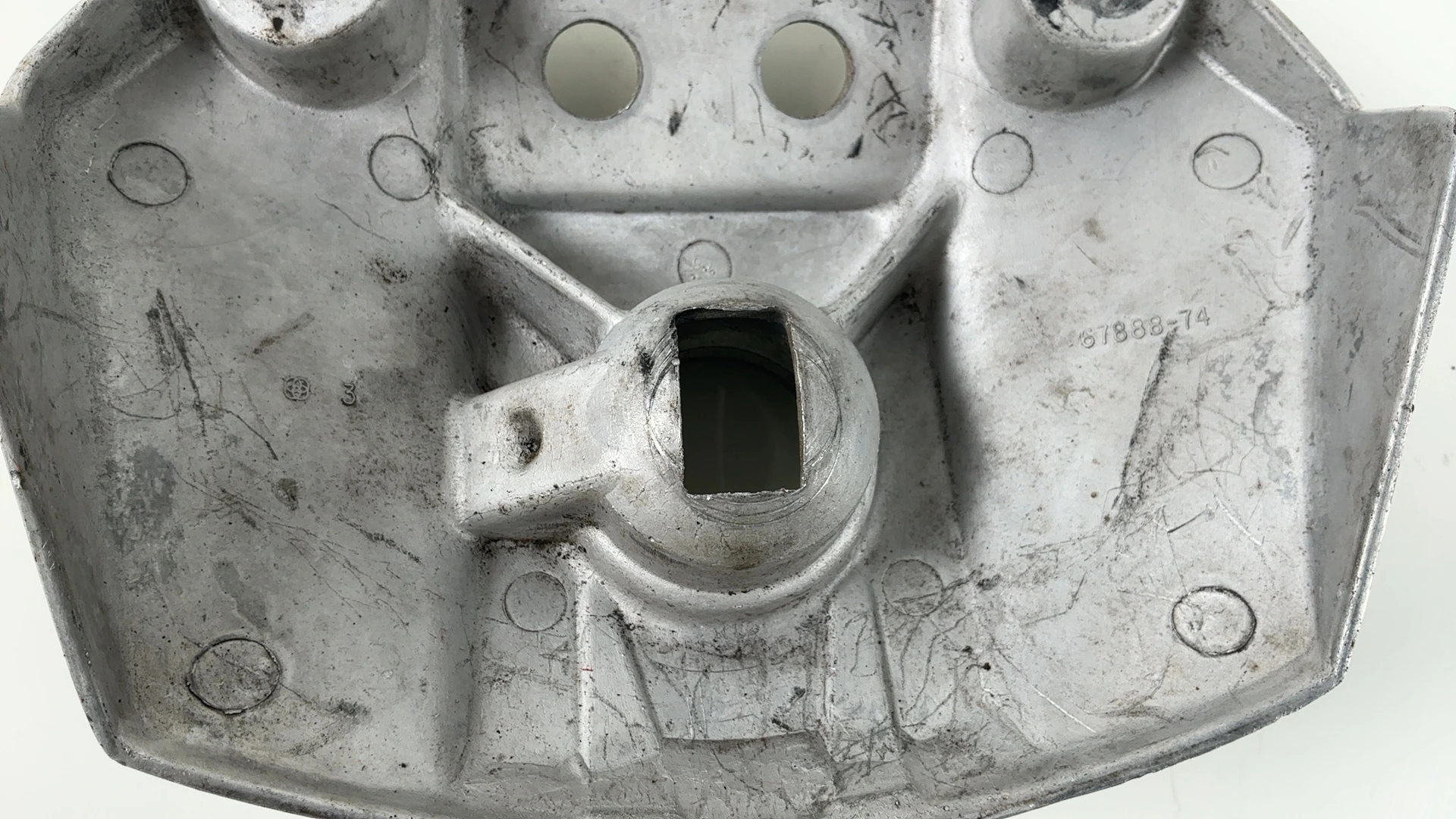 Harley-Davidson Sportster Shovelhead Headlight Bracket Cover 1974–1985 67888-74 - Image 5