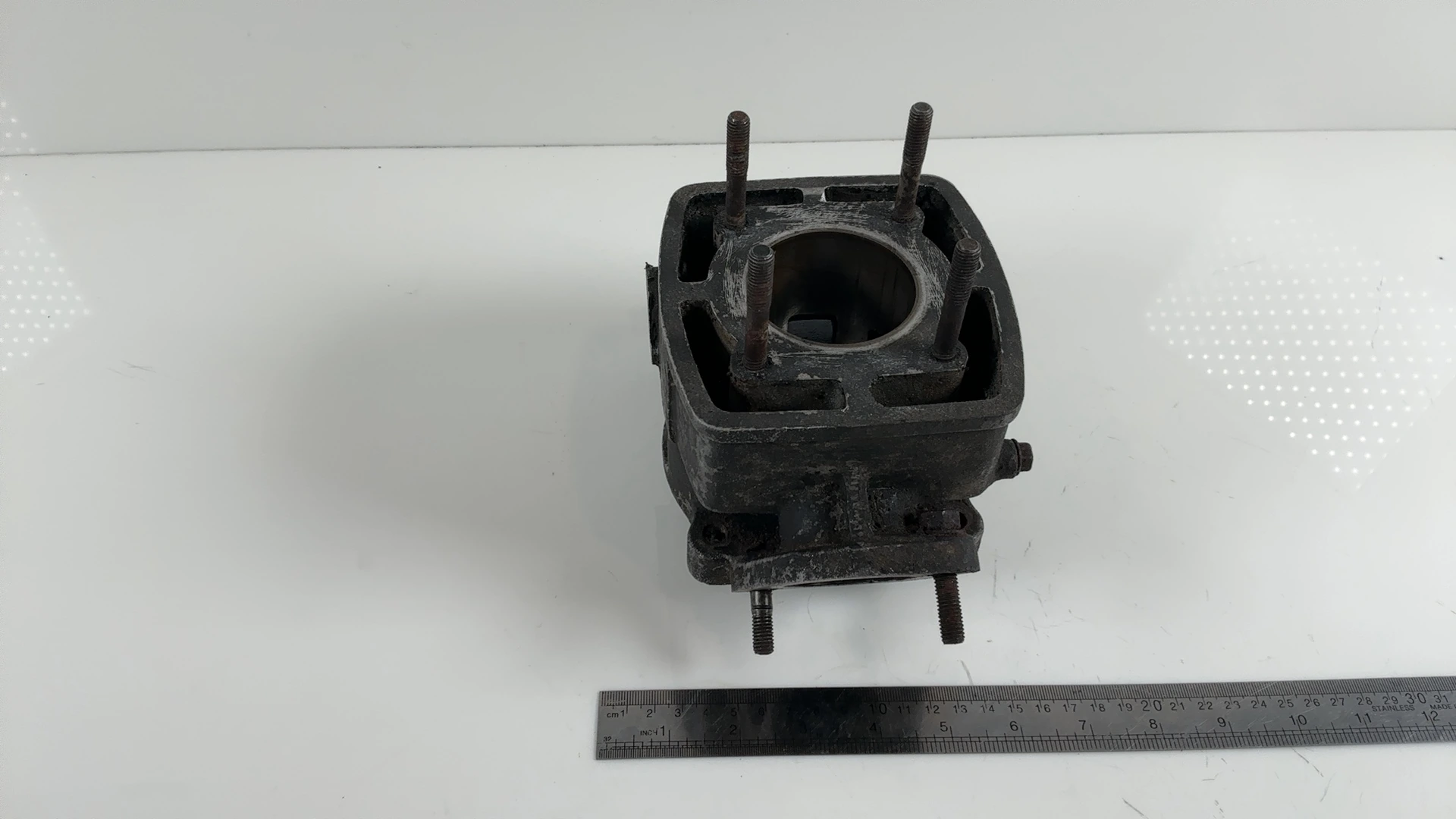 Yamaha RD125LC RD125 123cc Cylinder Barrel Jug 1982-1984 OEM 10W-11311-00 - Image 2