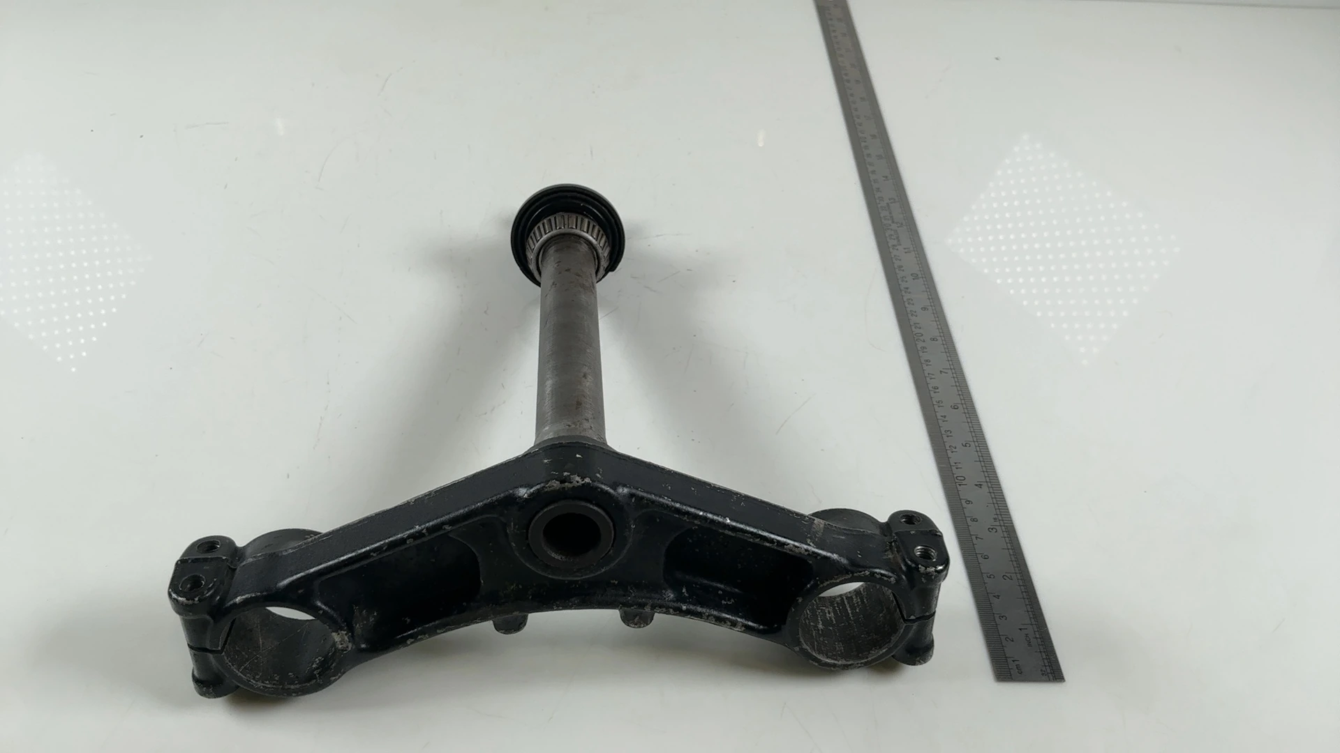 Kawasaki GPX750R ZX750F 750cc Lower Triple Tree Clamp 1987-1990 OEM 44037-1206 - Image 3