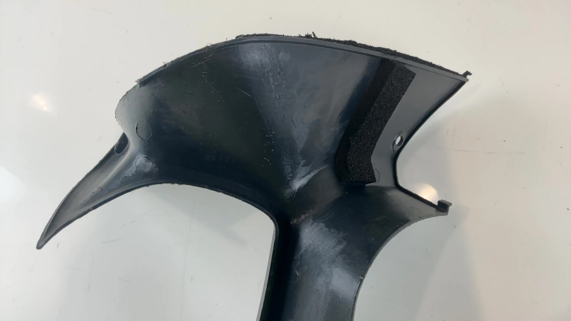 Honda CBR1100XX Blackbird SC35 Left Inner Fairing Trim 1999-2007 64596-MATB-0000 - Image 5