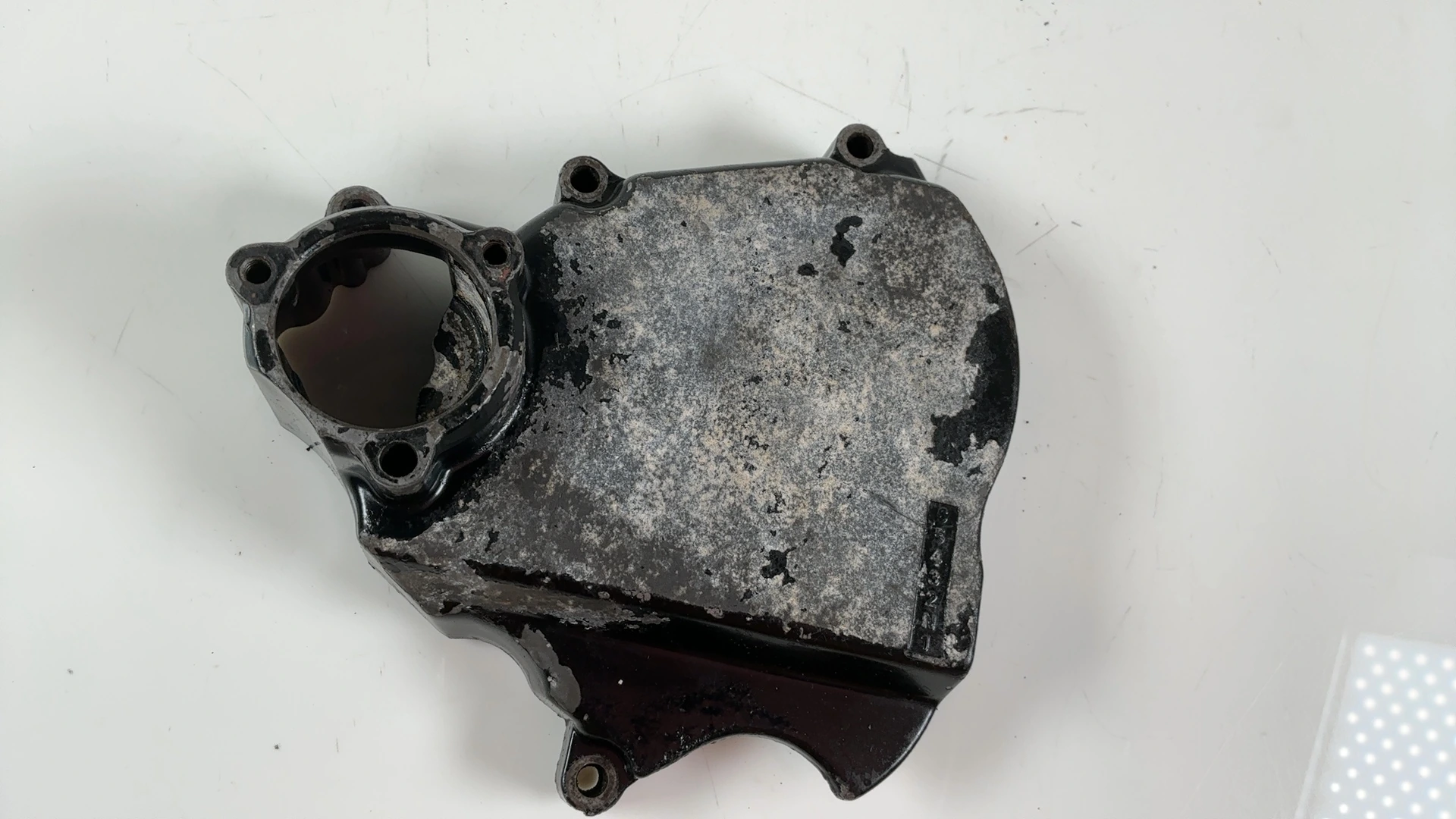 Kawasaki GPZ1000RX ZX1000A 1000CC Front Sprocket Cover 1986-1988 OEM 14026-1121