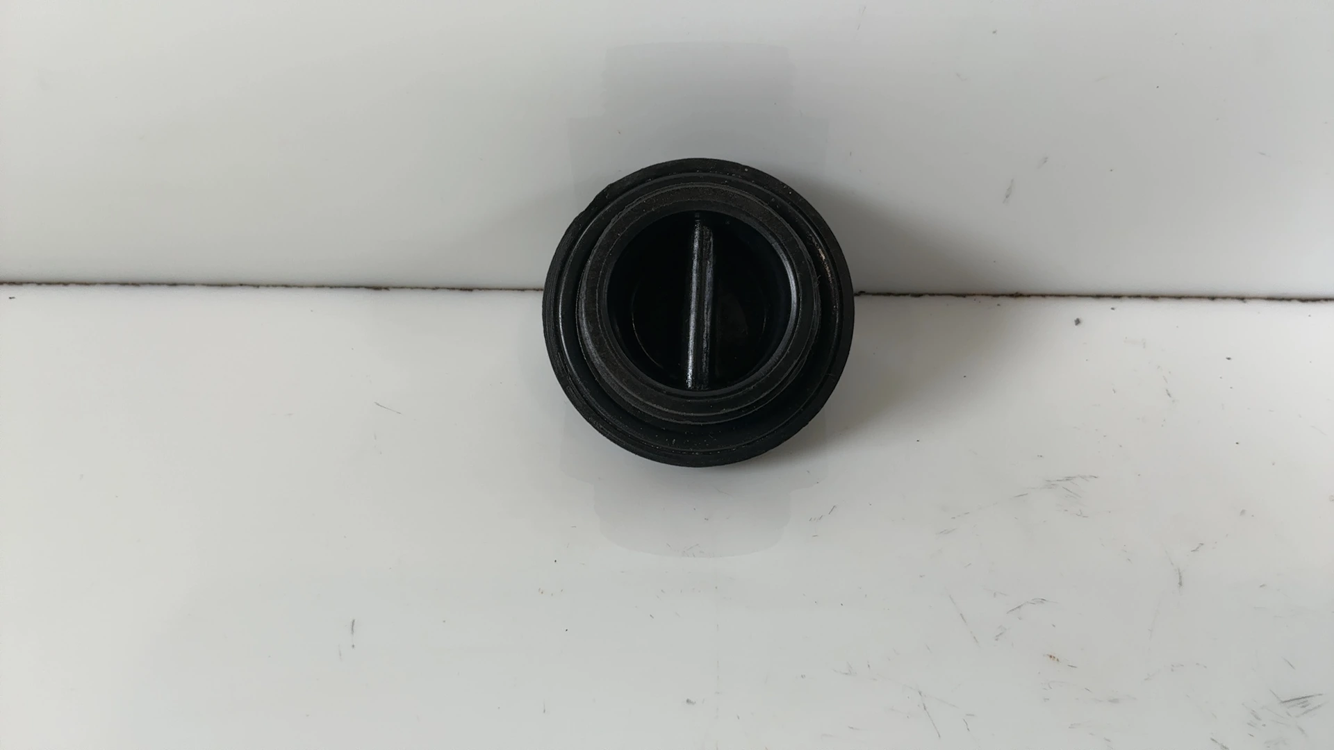 Kawasaki GPz750 ZX750A 750cc Oil Filler Cap 1982-1985 OEM 16115-1009 - Image 2