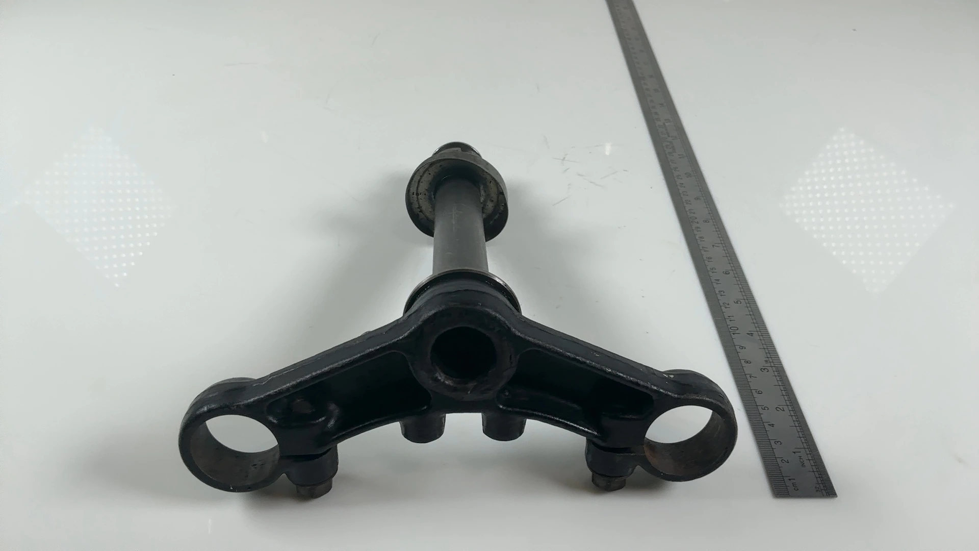 Yamaha TZR125 2RK 125cc Lower Triple Tree Clamp 1987-1992 OEM 2RK-23340-00-00 - Image 3