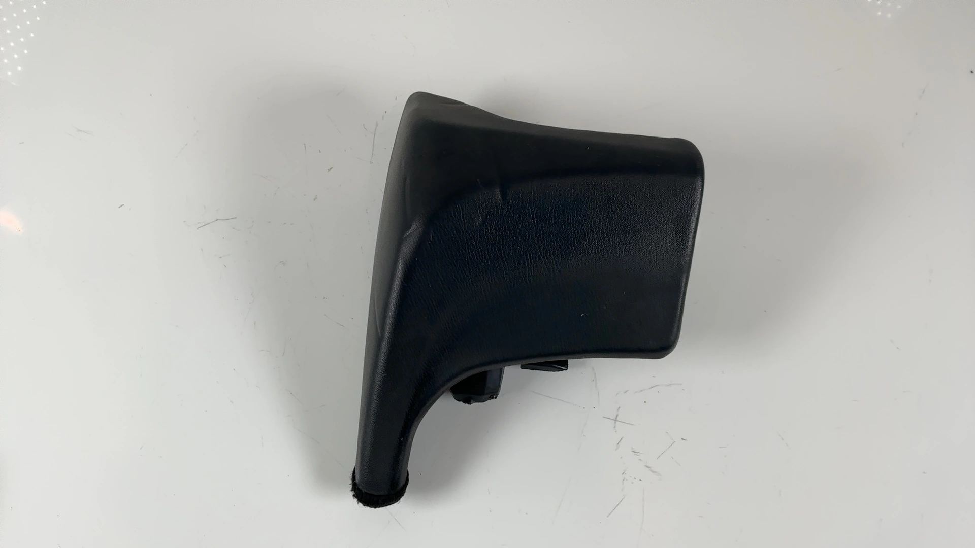 BMW R1200RT K26 1200cc Seat Wedge Right Trim Panel 2005-2013 OEM 46637692864 - Image 2