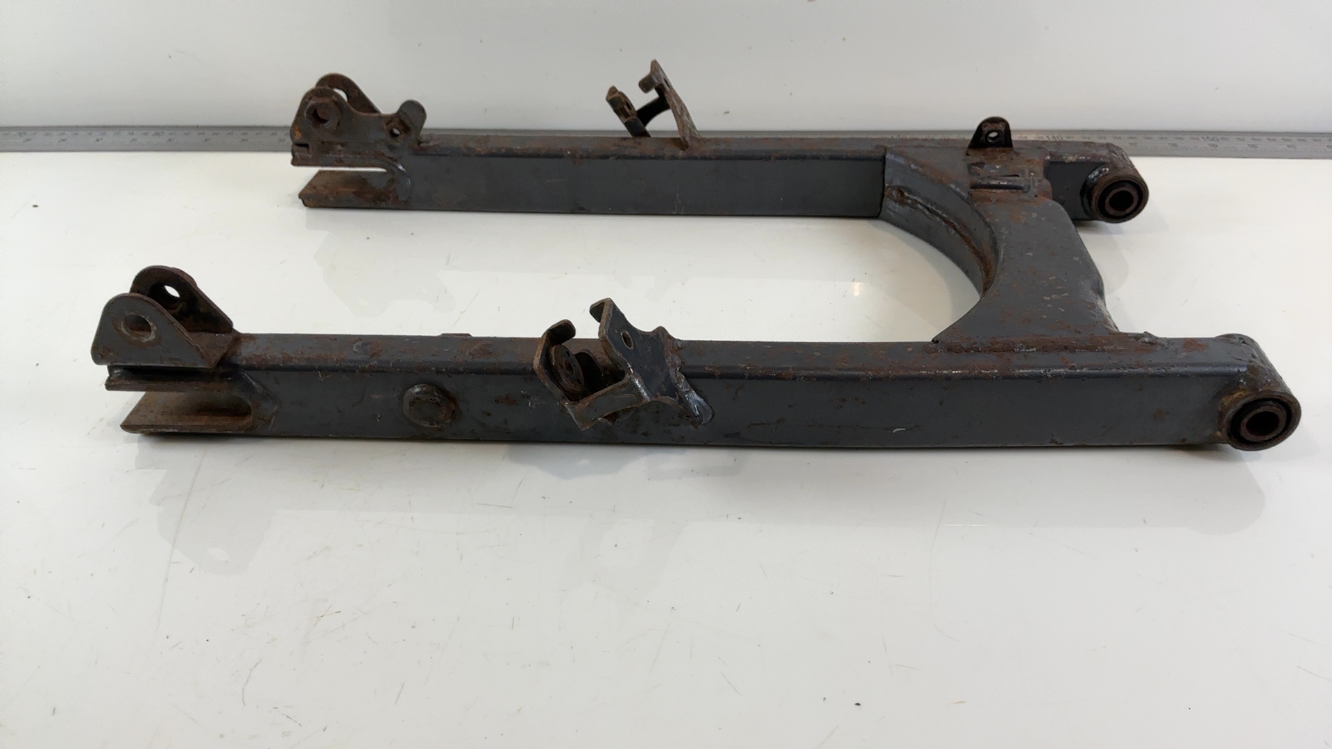 Honda CB125RS CB125 RS 125cc Rear Suspension Swingarm 1982-83 OEM 52100-KC1-000 - Image 4