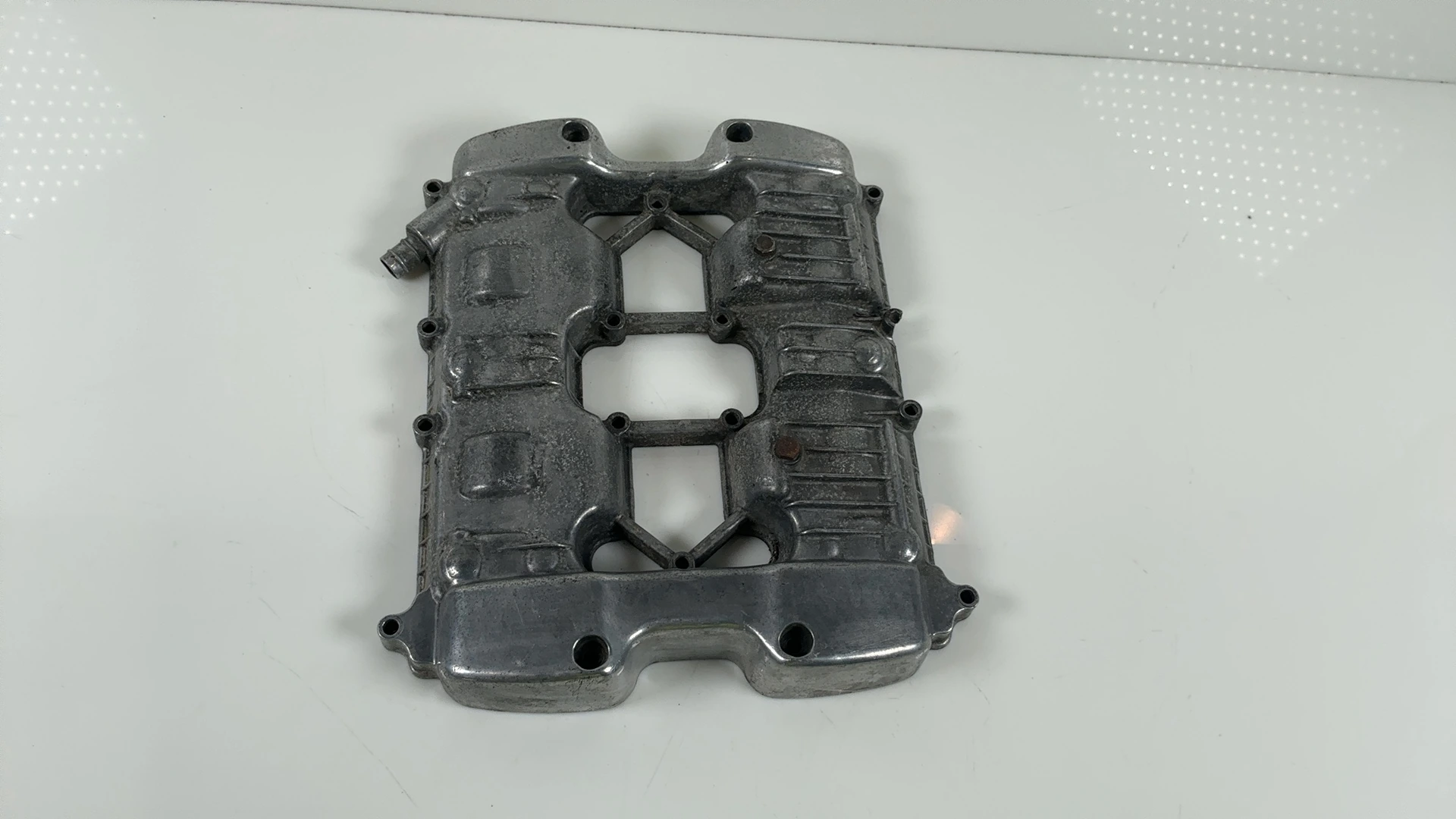 Yamaha XS500 TX500 Cylinder Head Valve Rocker Cam Cover 1973-78 1A8-11191-00-00 - Image 1
