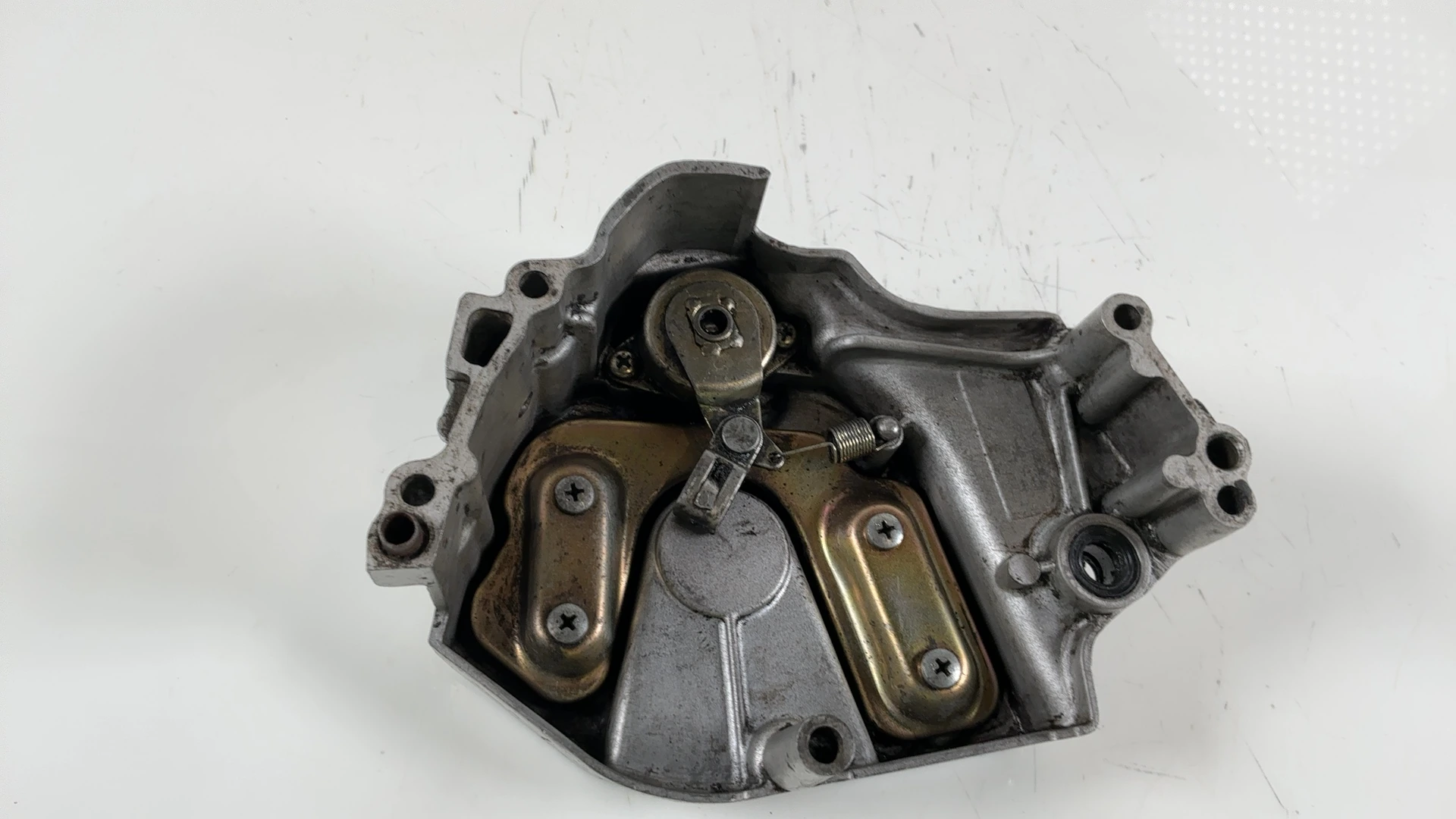 Yamaha FZR 600 3HE 600cc Front Sprocket Cover 1989-1995 OEM 2TK-15411-00-00 - Image 7