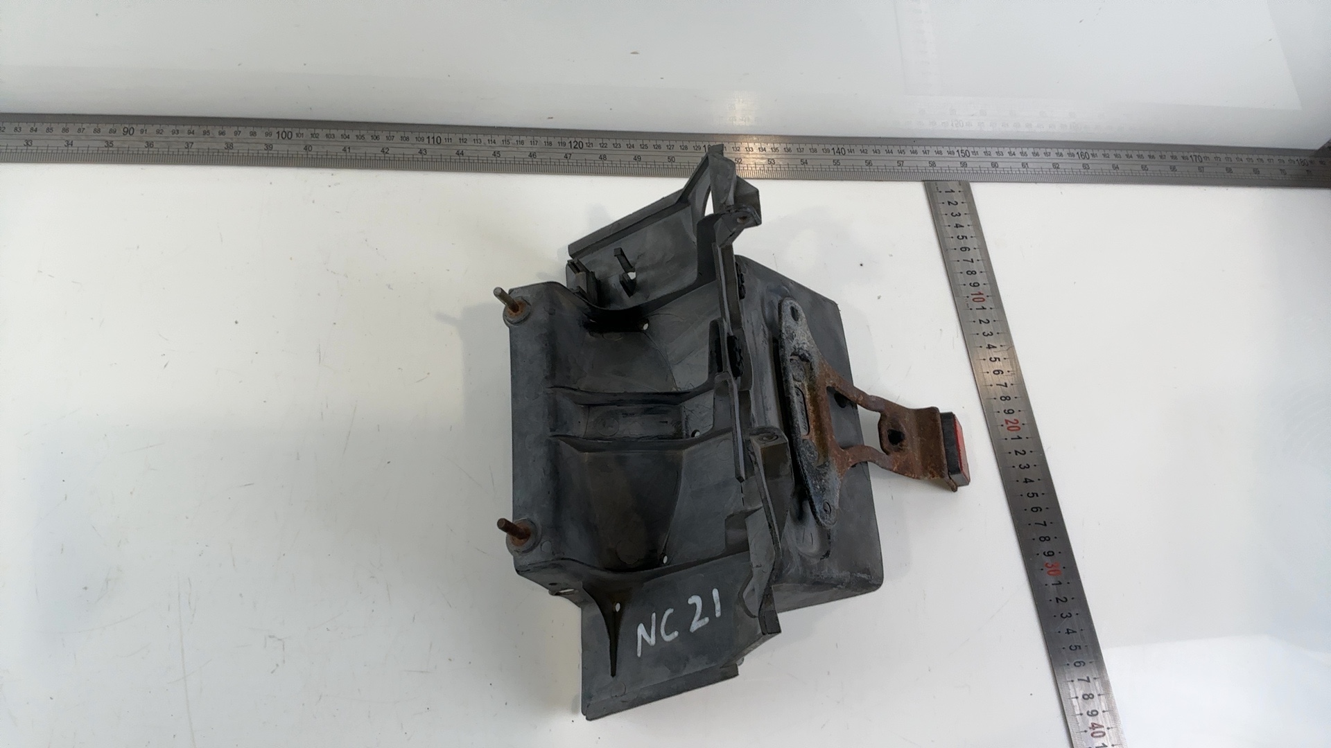 Honda VFR400 VFR400R NC21 Rear Number Plate Holder Fender 1986-87 80100-ML0-0000 - Image 3