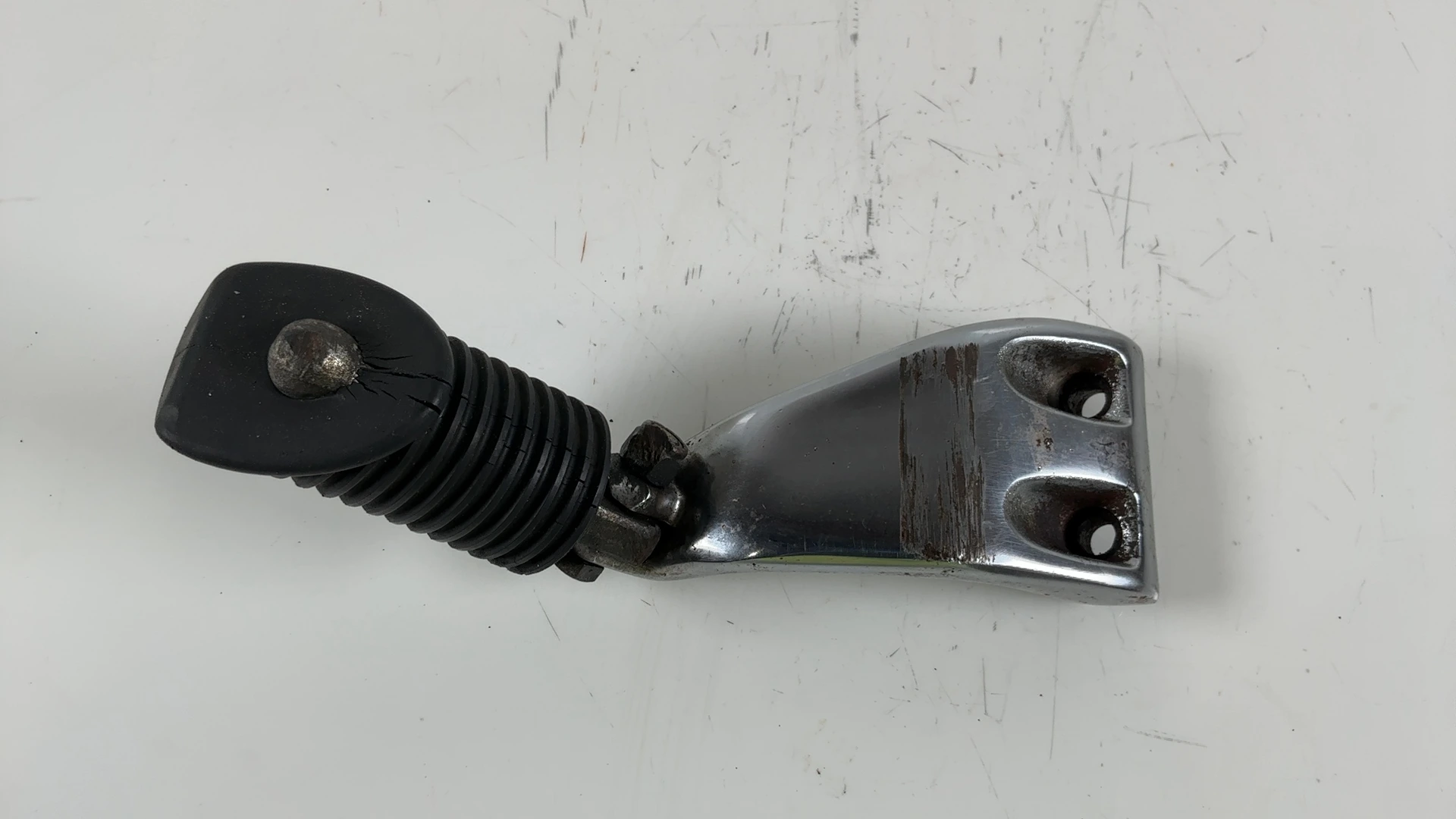 Harley Dyna FXD 1584 Mid Control Left Foot Peg Bracket 1991-2017 OEM 50639-90A