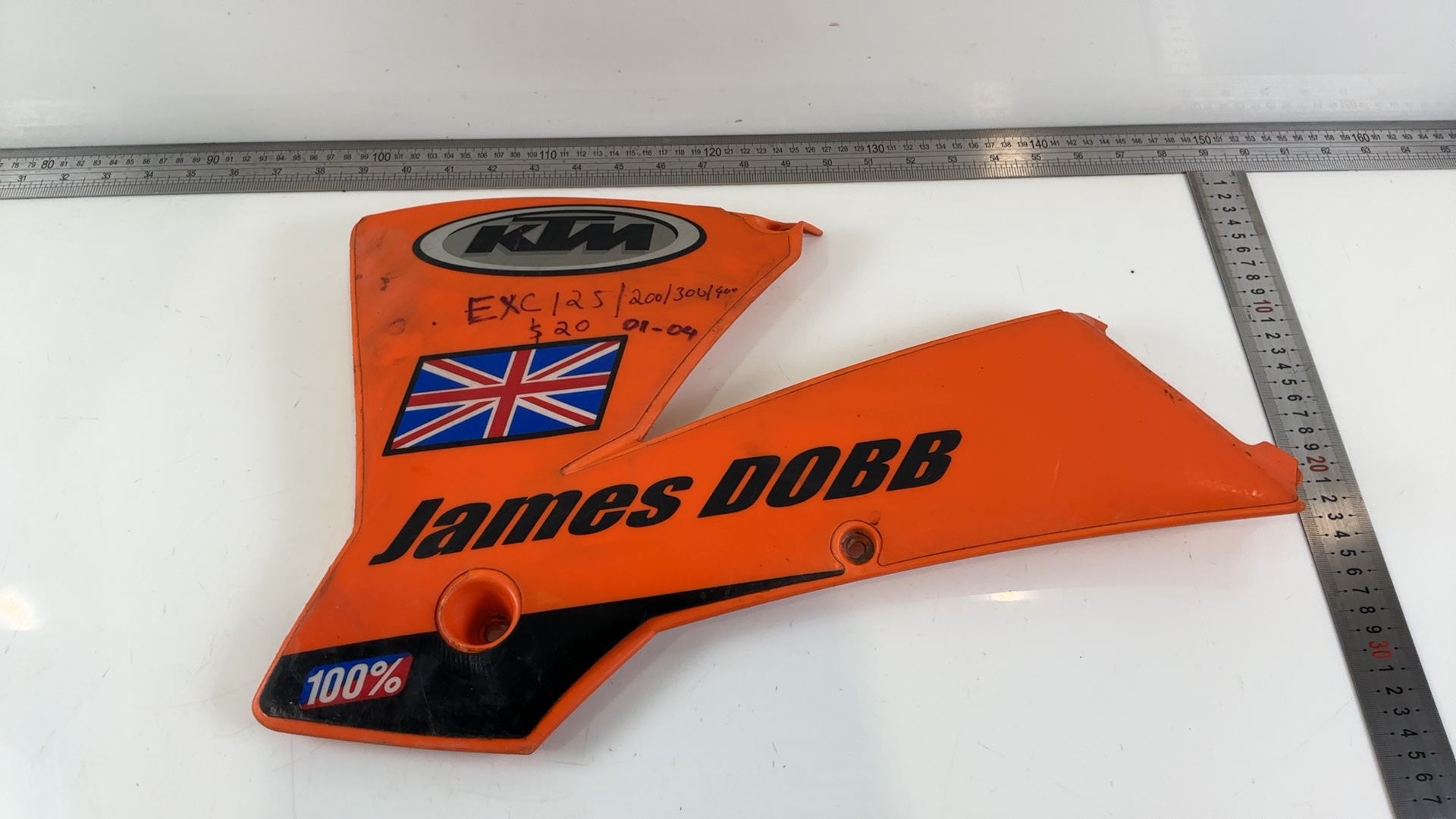 KTM EXC 125 200 300 400 Radiator Shroud Spoiler Left Side 2001-2004 50308150000 - Image 3
