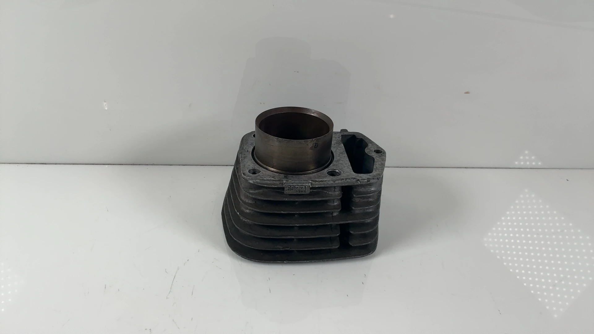 Honda CB125S CL125S SL125 125cc Cylinder Barrel 1970-1979 OEM 12100-324-010 - Image 1