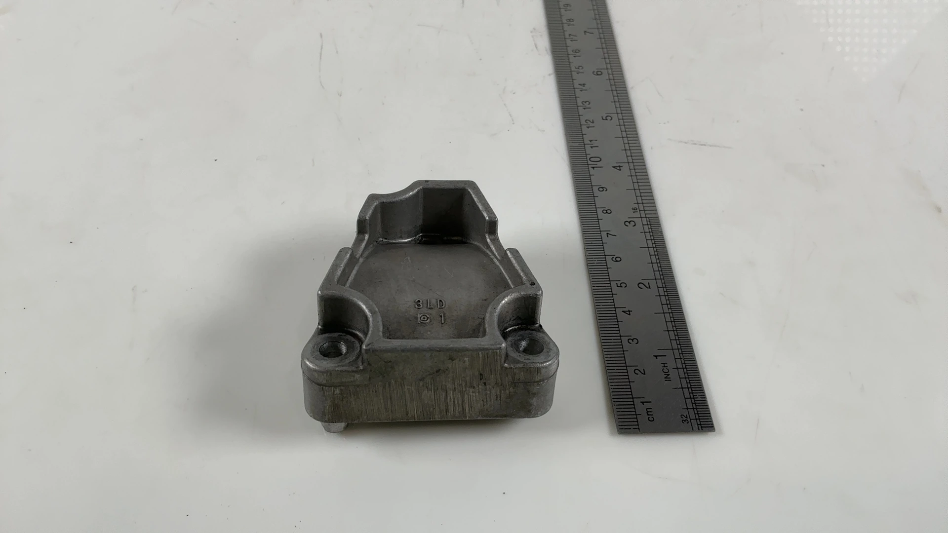 Yamaha TDM850 3VD 850cc Shaft Bearing Holder Bracket 1991-95 OEM 3LD-11418-00-00 - Image 3