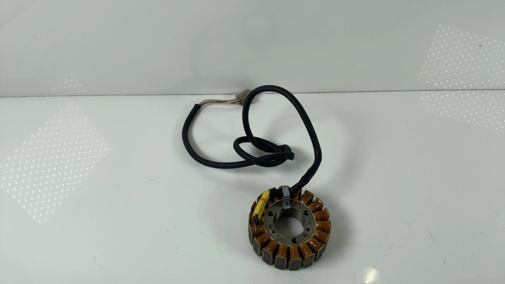 Yamaha Diversion XJ600 600cc Alternator Stator Coil 1998-04 OEM 4EB-81410-00-00 - Image 1