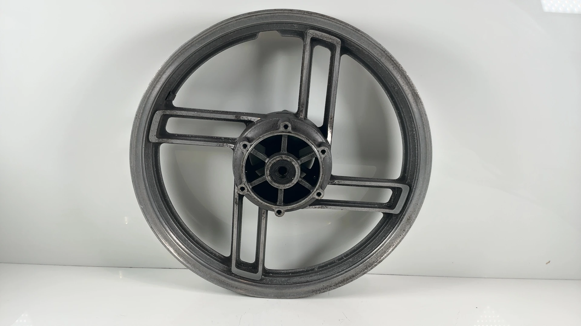Yamaha Seca Turbo XJ650 650cc Front Wheel Rim 1982 1983 OEM 16G-25168-20