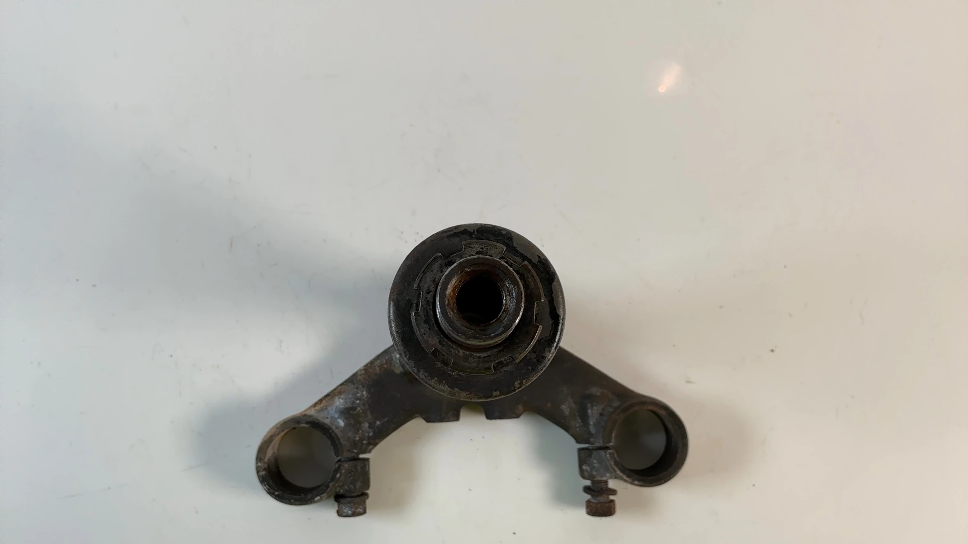 Yamaha TZR 50 5WX 50cc Lower Triple Tree Stem 2003-2013 OEM 5WX-F3340-00-00 - Image 4