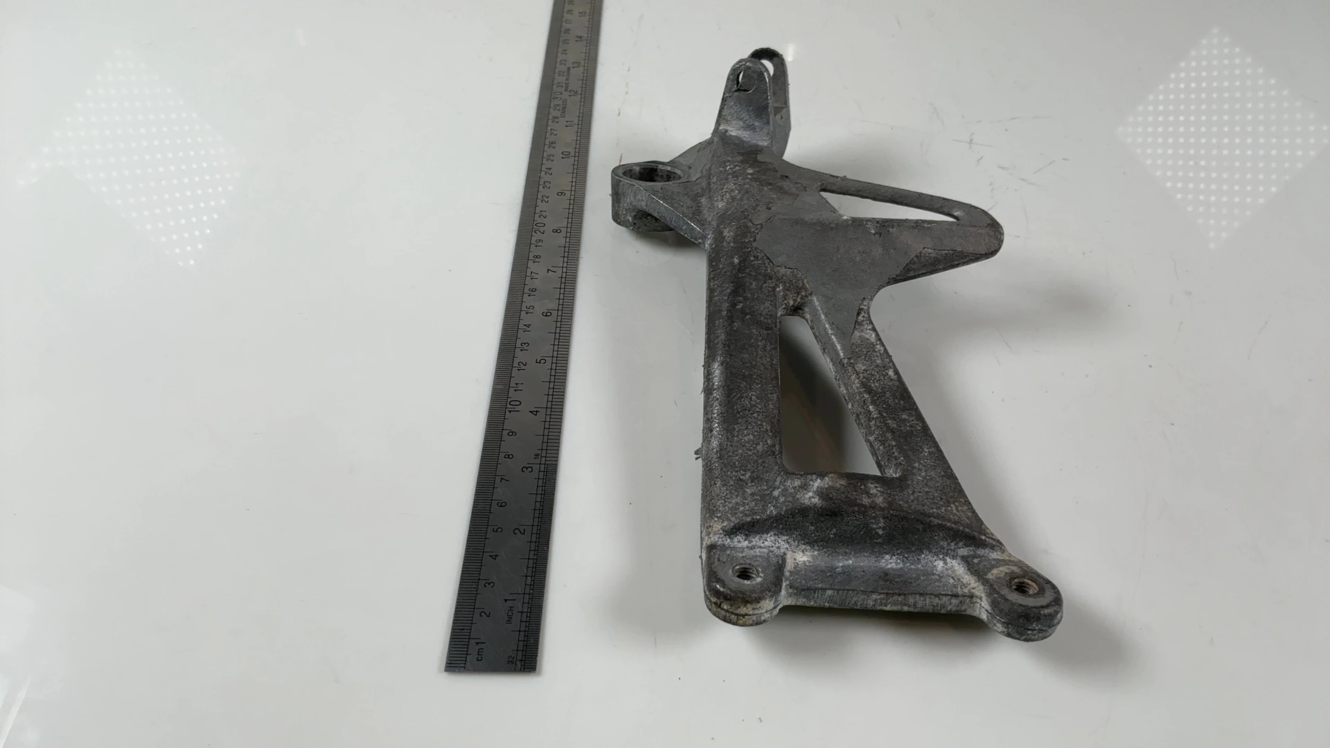 Triumph Sprint ST 955i 955cc Right Rear Footrest Bracket 1999-2004 OEM T2080587 - Image 4