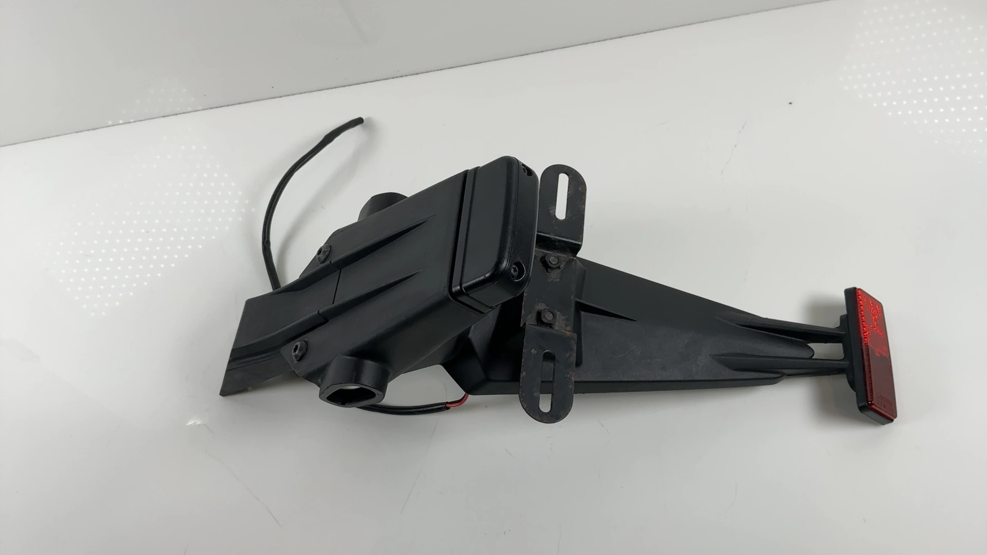 Kawasaki Ninja ZX-6R ZX600R Rear License Plate Holder Fender 2009-16 35019-0060