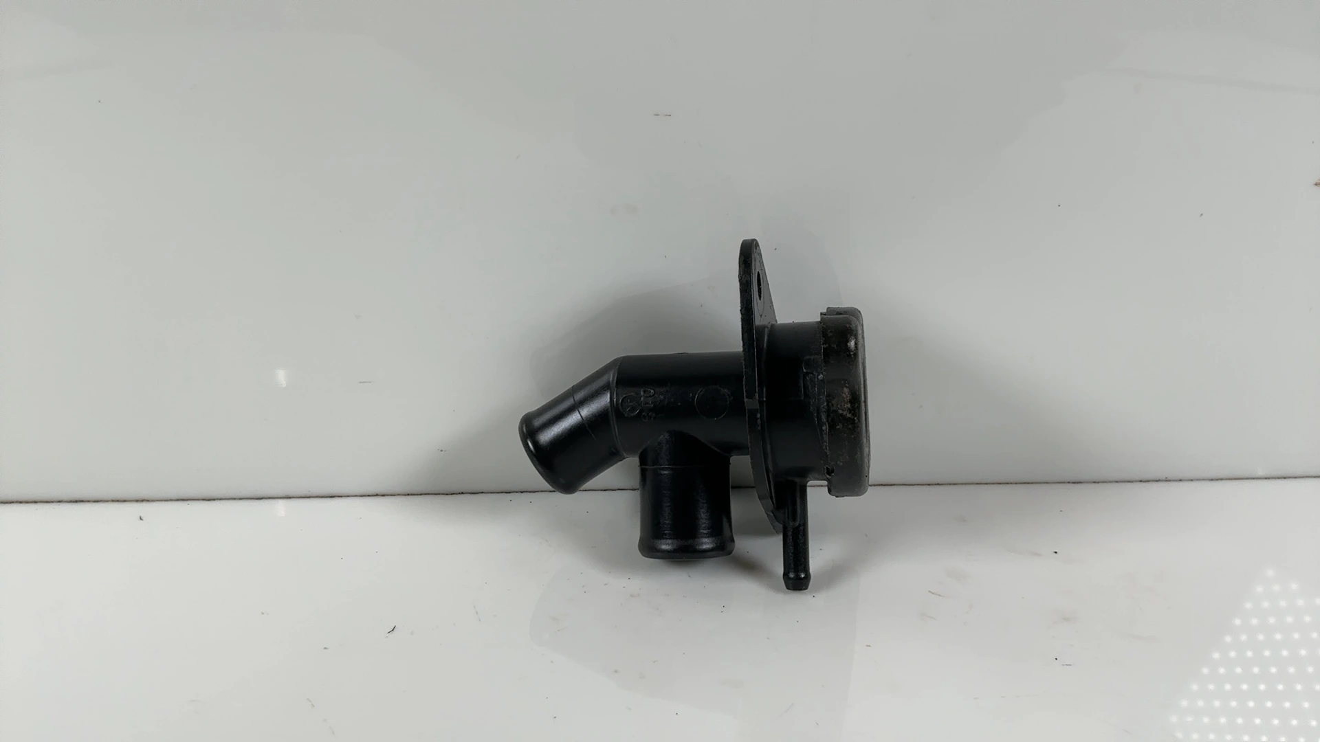 Yamaha FZR600 3HE 600CC Radiator Filler Neck 1989-1999 OEM 2TK-12590-00-00 - Image 2