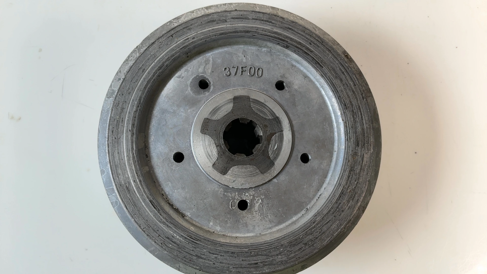 Yamaha YZ80 YZ 80 80cc Clutch Boss Inner Hub 1993-2001 OEM 37F-16371-01-00 - Image 4