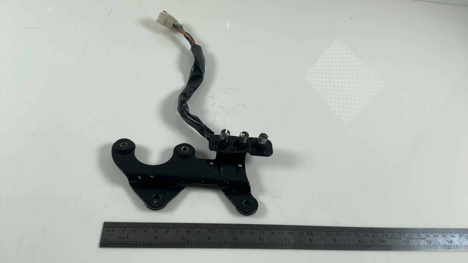Honda Twinstar CM200T 200cc Speedometer Gauge Mount Bracket 1980-82 37211-465-00 - Image 5