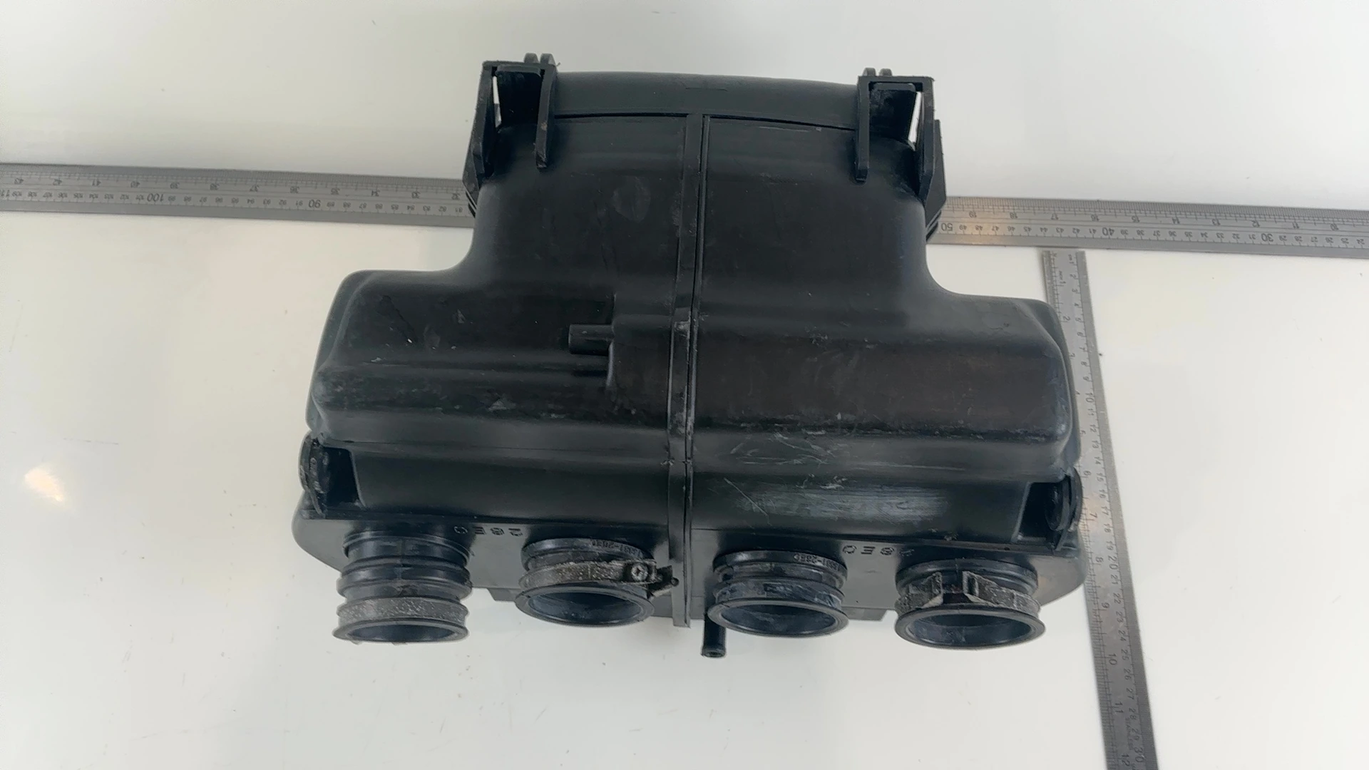Suzuki Bandit GSF600S GSF600 600CC Air Intake Filter Box 1995-99 OEM 13700-26E00 - Image 3