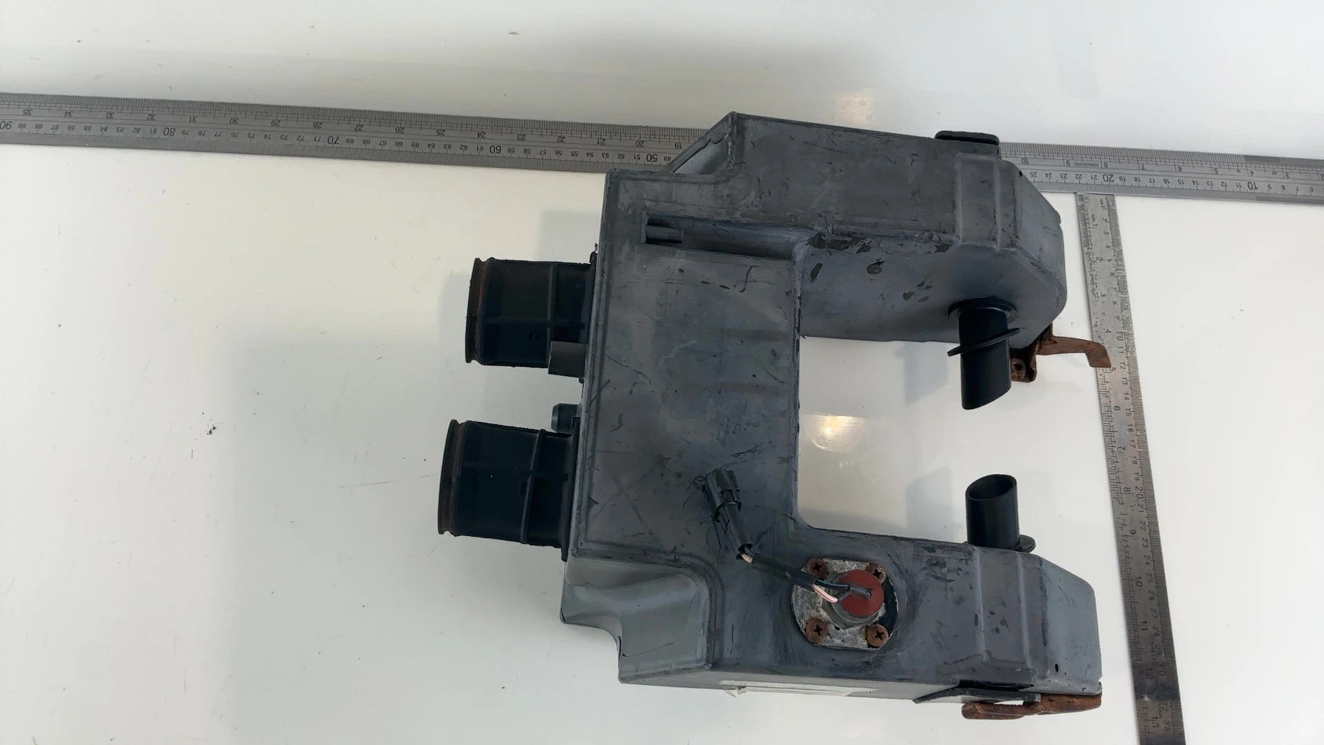 Kawasaki GPz305 EX305 305cc Air Filter Box 1983-1994 OEM 11010-1162 - Image 3