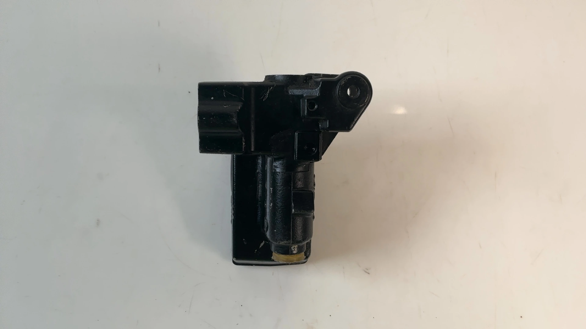 Suzuki GSXR 1100 GSX-R1100 Front Brake Master Cylinder 1986 1987 OEM 59600-06B00 - Image 1