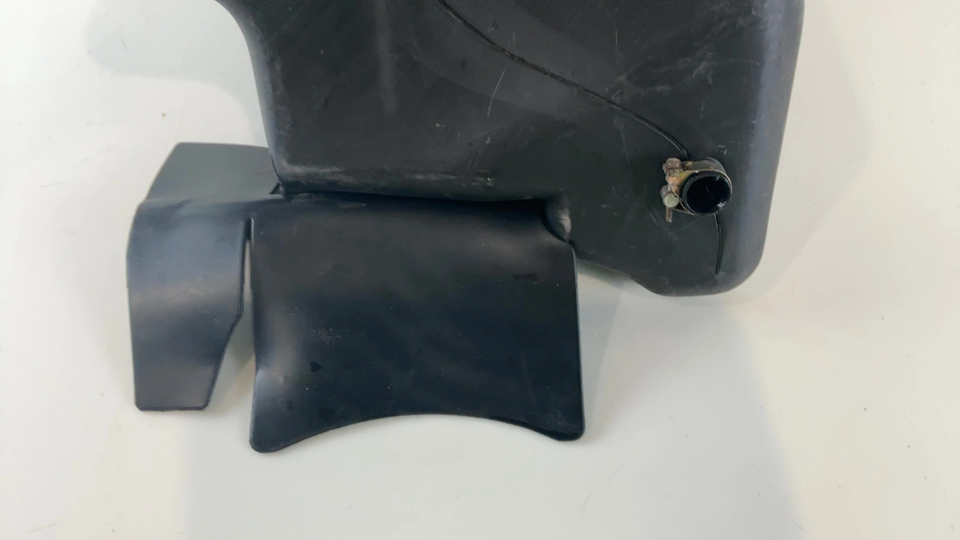 Piaggio NRG MC3 50 CC Fuel Tank 2001-2004 OEM 12000399 - Image 4