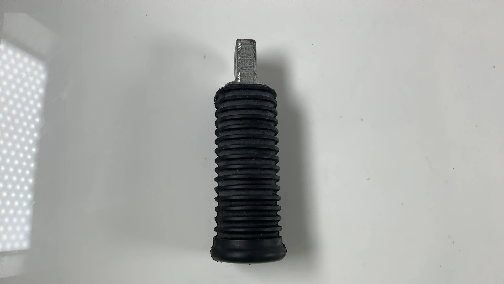 Harley Electra Tour Glide 1340cc Right Foot Peg Step 1980-2008 OEM 33048-72 - Image 2